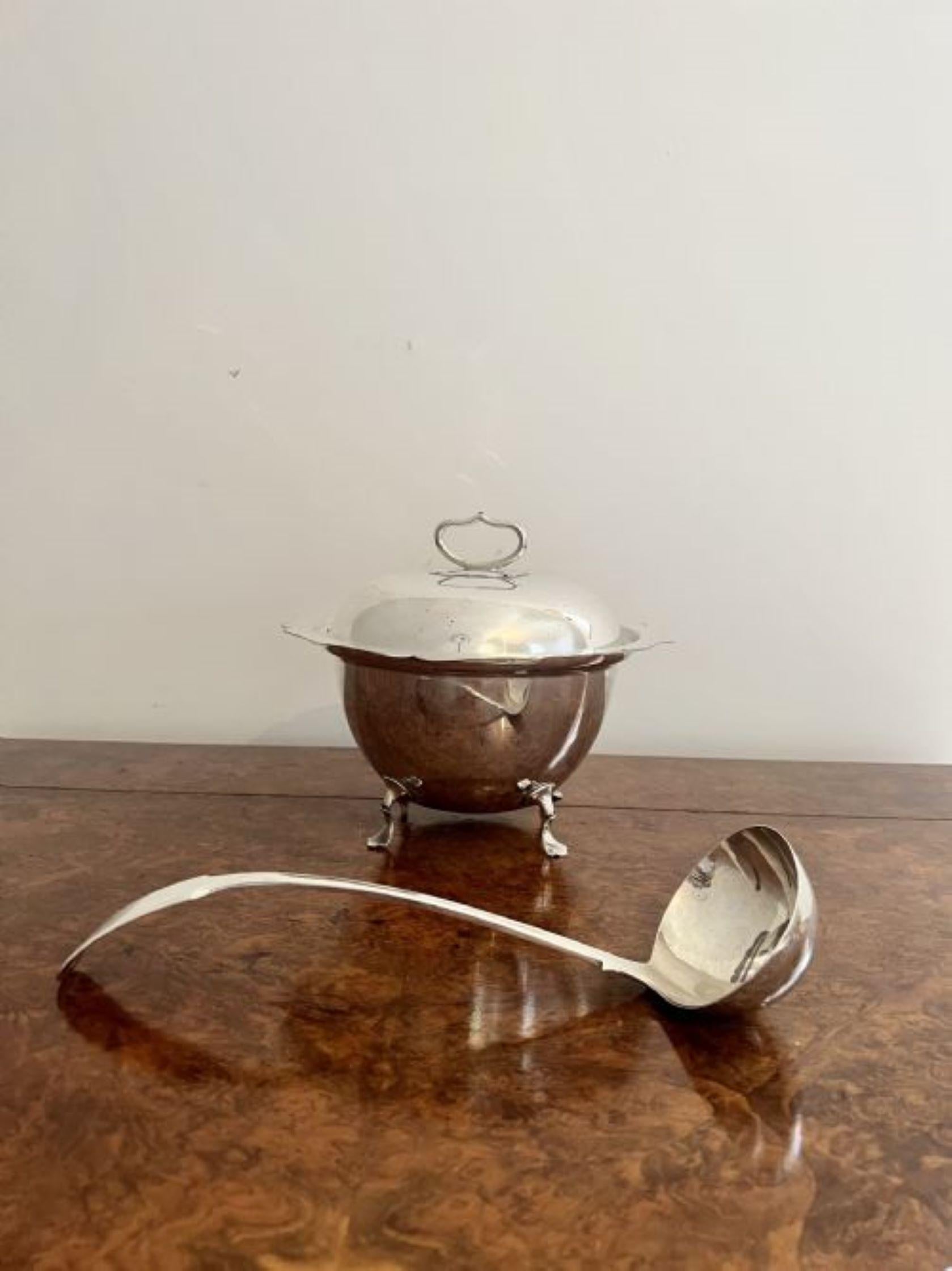 Silver Plate Antique Edwardian quality silver plated tureen by Mapping and Webb For Sale