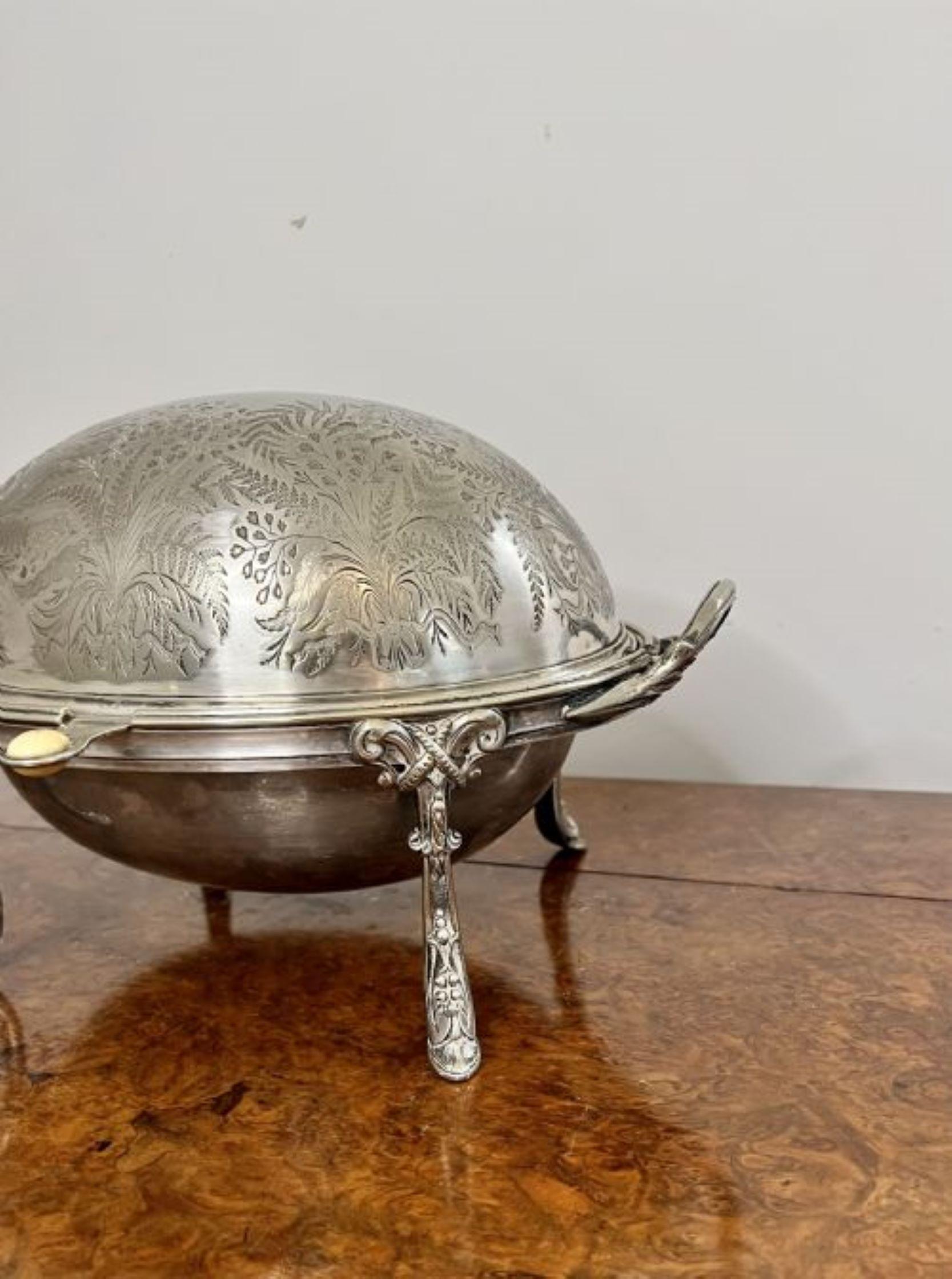 Antique Edwardian quality silver plated turnover dish  For Sale 2