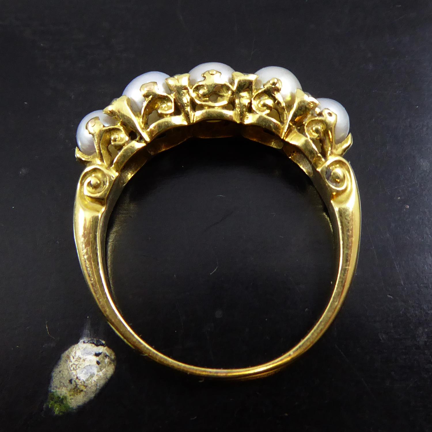 Antique Edwardian Ring Set with Diamonds and White Pearls in Yellow Gold 1