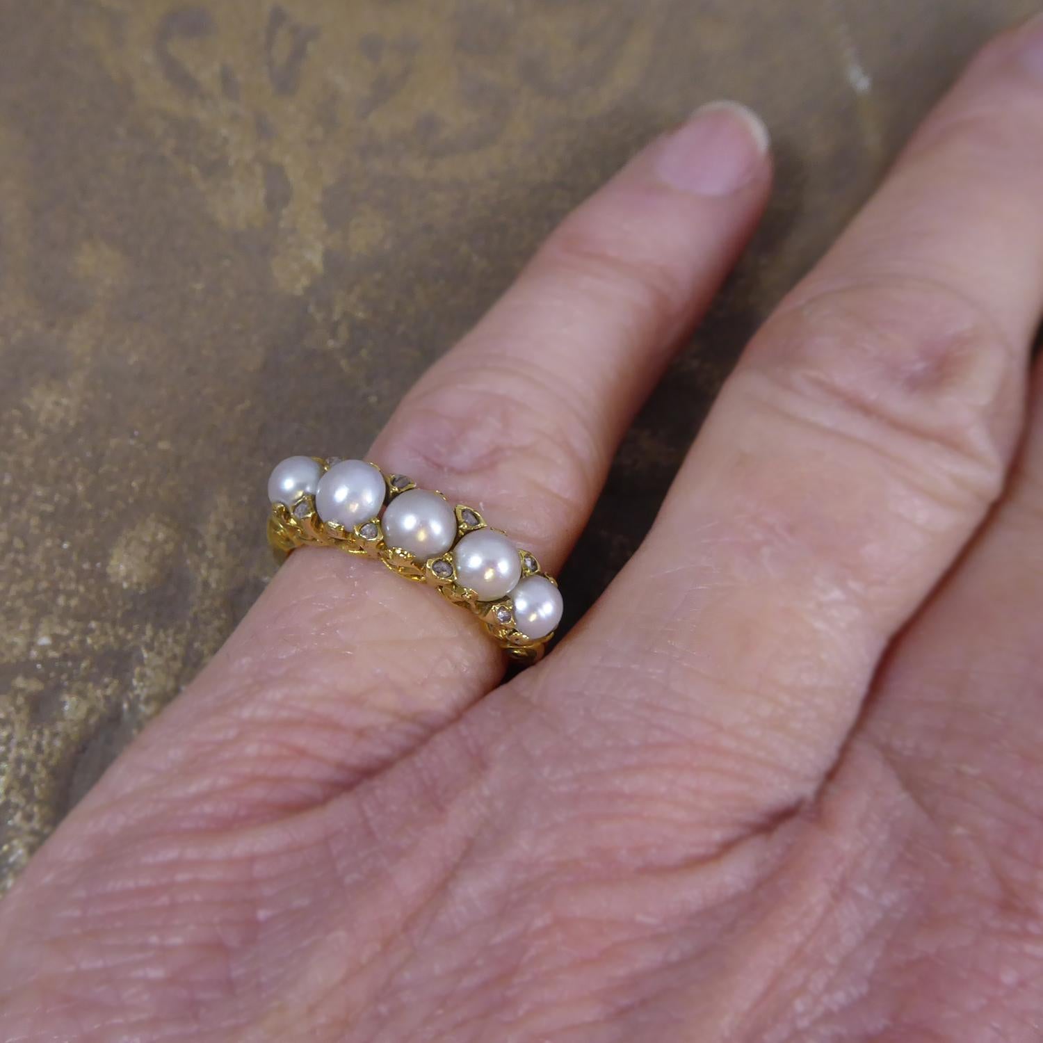 Antique Edwardian Ring Set with Diamonds and White Pearls in Yellow Gold 4
