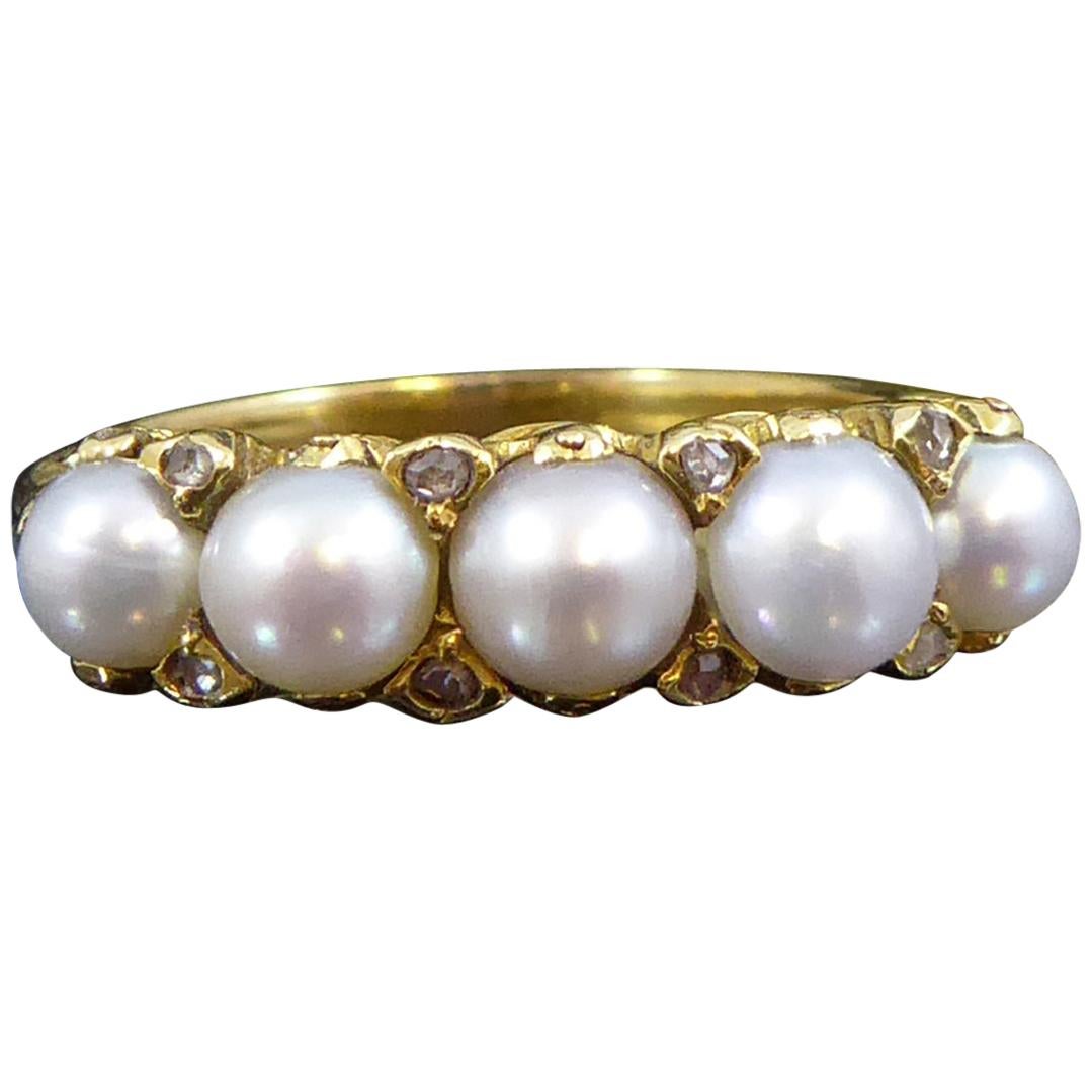 Antique Edwardian Ring Set with Diamonds and White Pearls in Yellow Gold