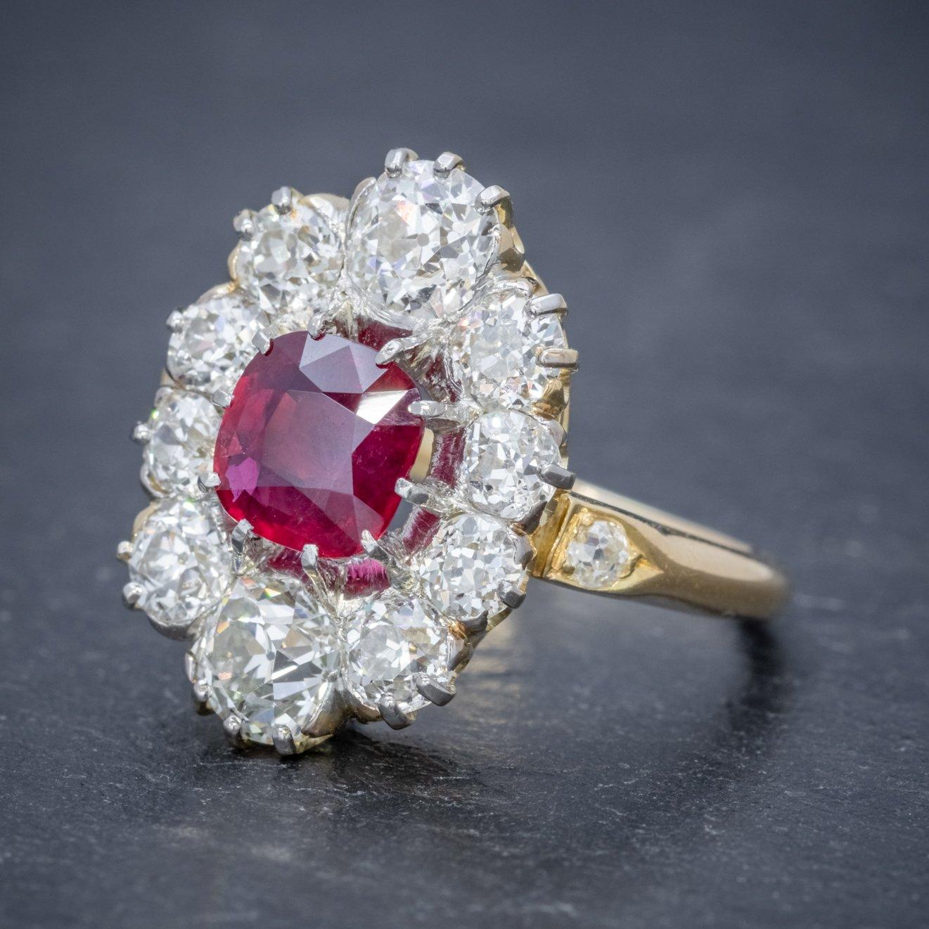 Antique Edwardian Ruby Diamond Cluster Ring 1.15ct Ruby In Good Condition For Sale In Kendal, GB