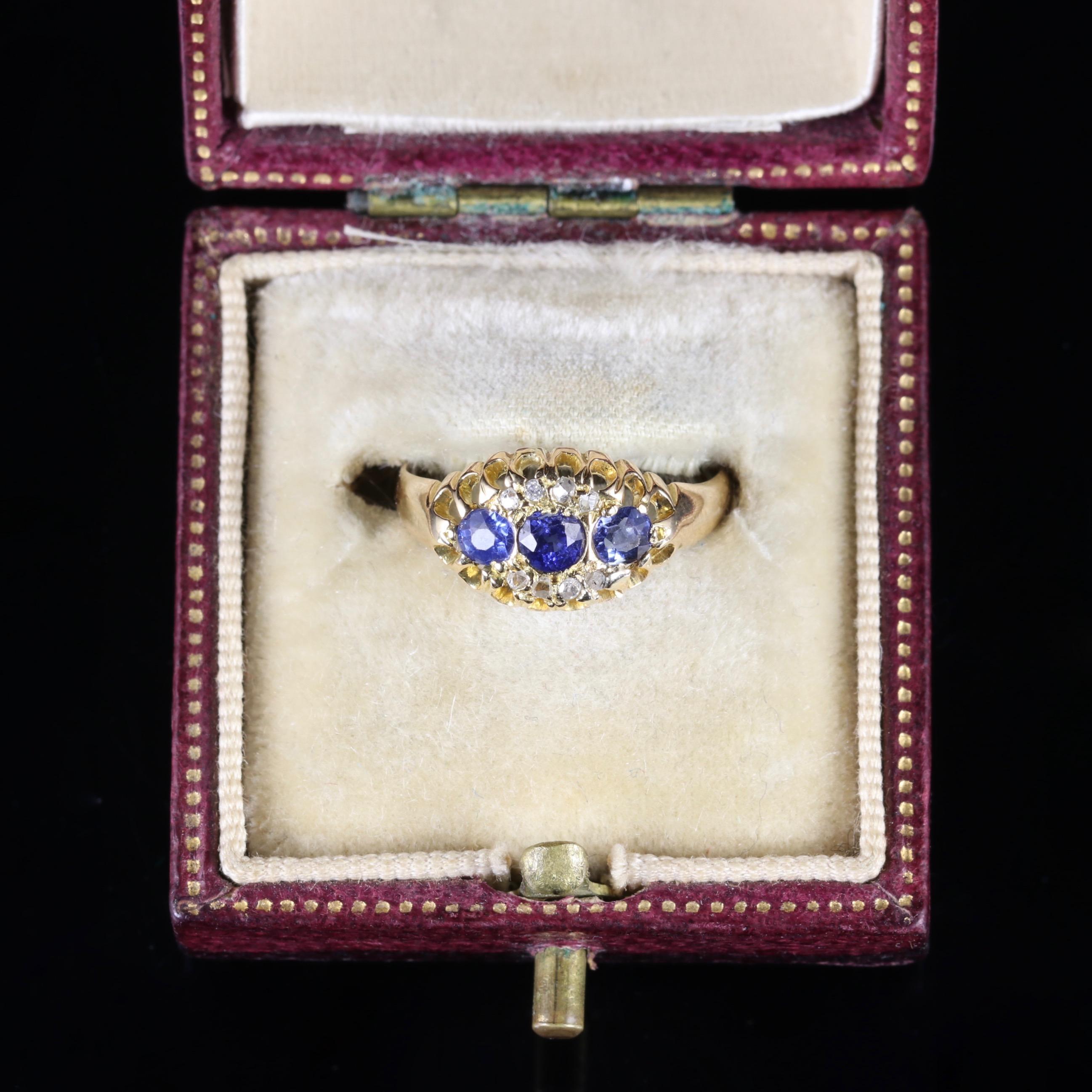 Antique Edwardian Sapphire Diamond Ring 18 Carat Dated Chester, 1903 For Sale 2