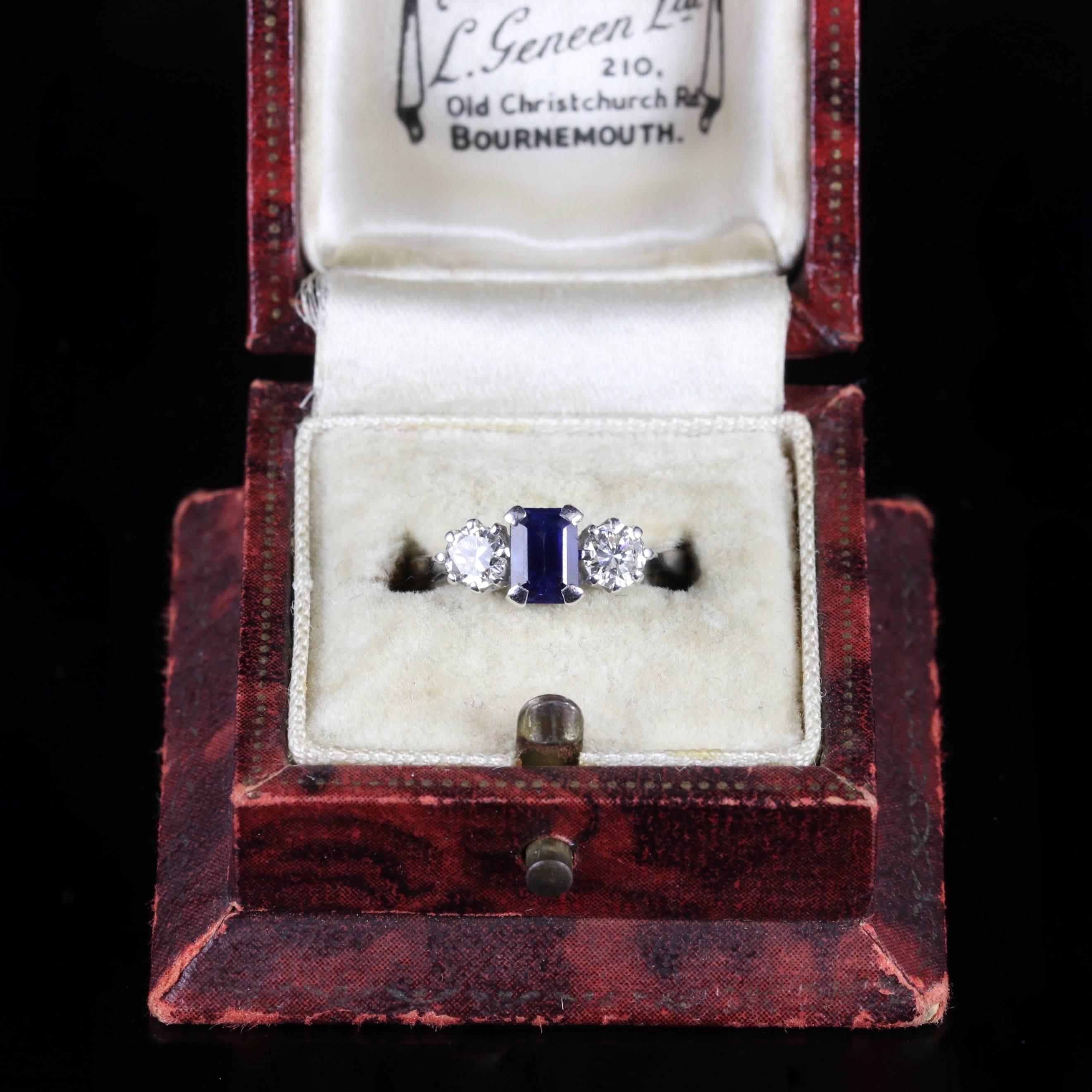 Antique Edwardian Sapphire Diamond Ring 18 Carat Trilogy Ring, circa 1915 In Excellent Condition For Sale In Lancaster, Lancashire