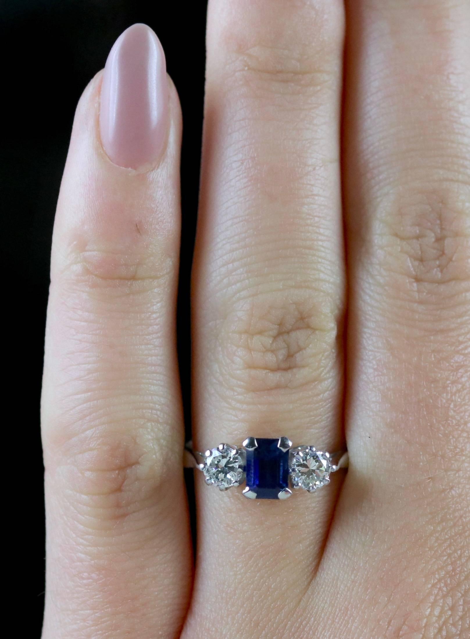 Women's Antique Edwardian Sapphire Diamond Ring 18 Carat Trilogy Ring, circa 1915 For Sale