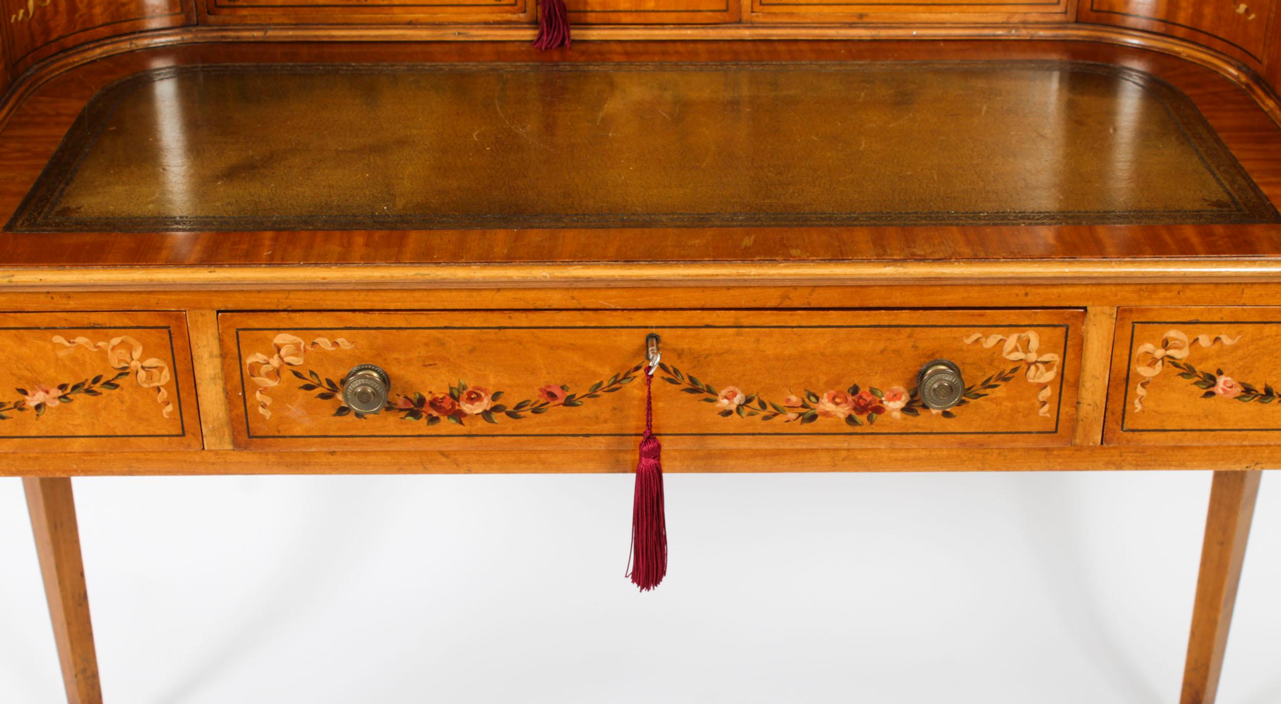 Antiguo escritorio eduardiano de madera satinada y pintura floral Carlton House en venta 3