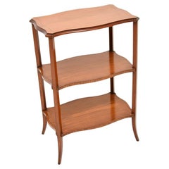 Mesa auxiliar antigua eduardiana de madera satinada