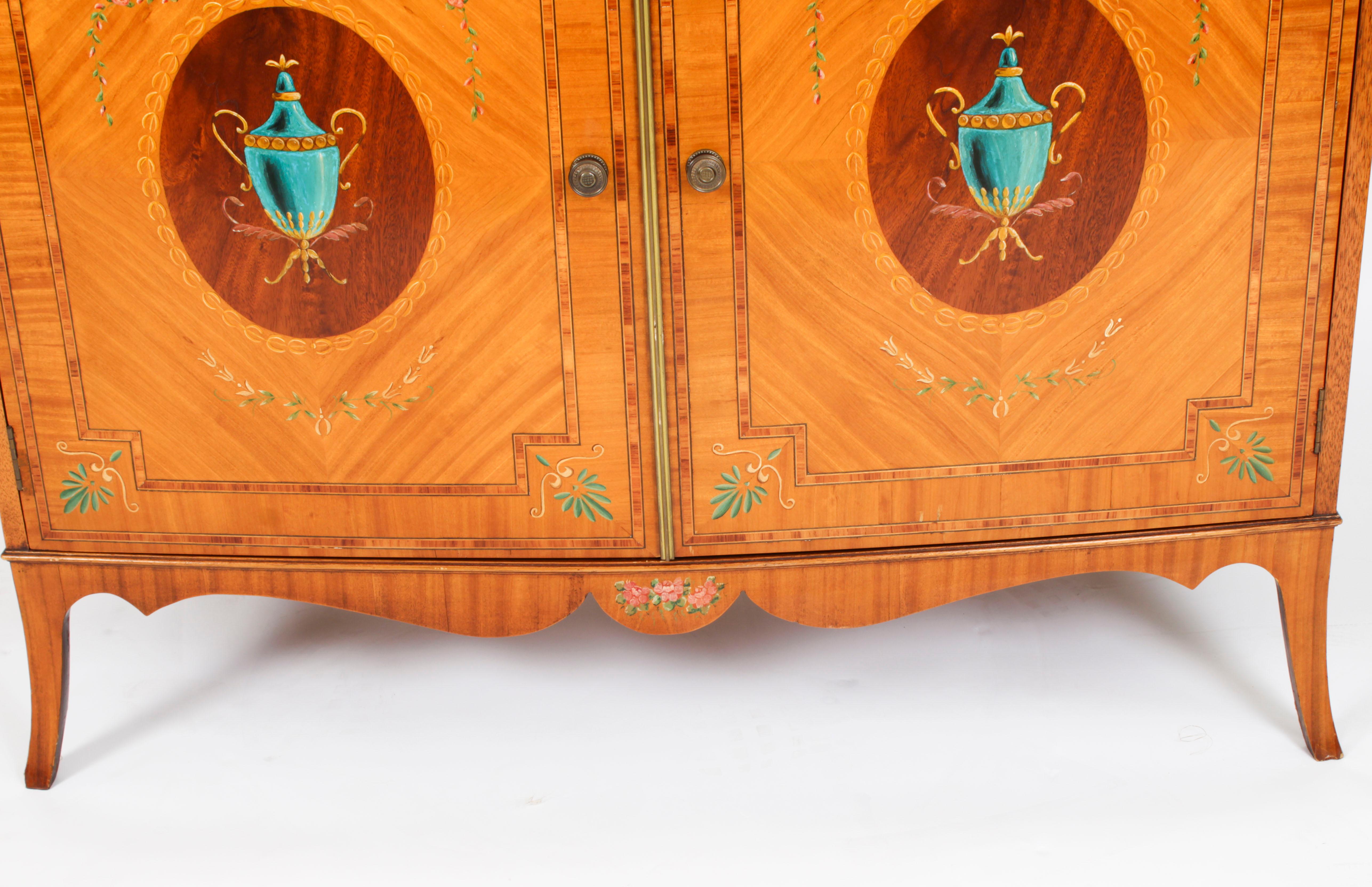 Antique Edwardian Satinwood Hand-Painted Bowfront Side Cabinet, 19th Century In Good Condition In London, GB