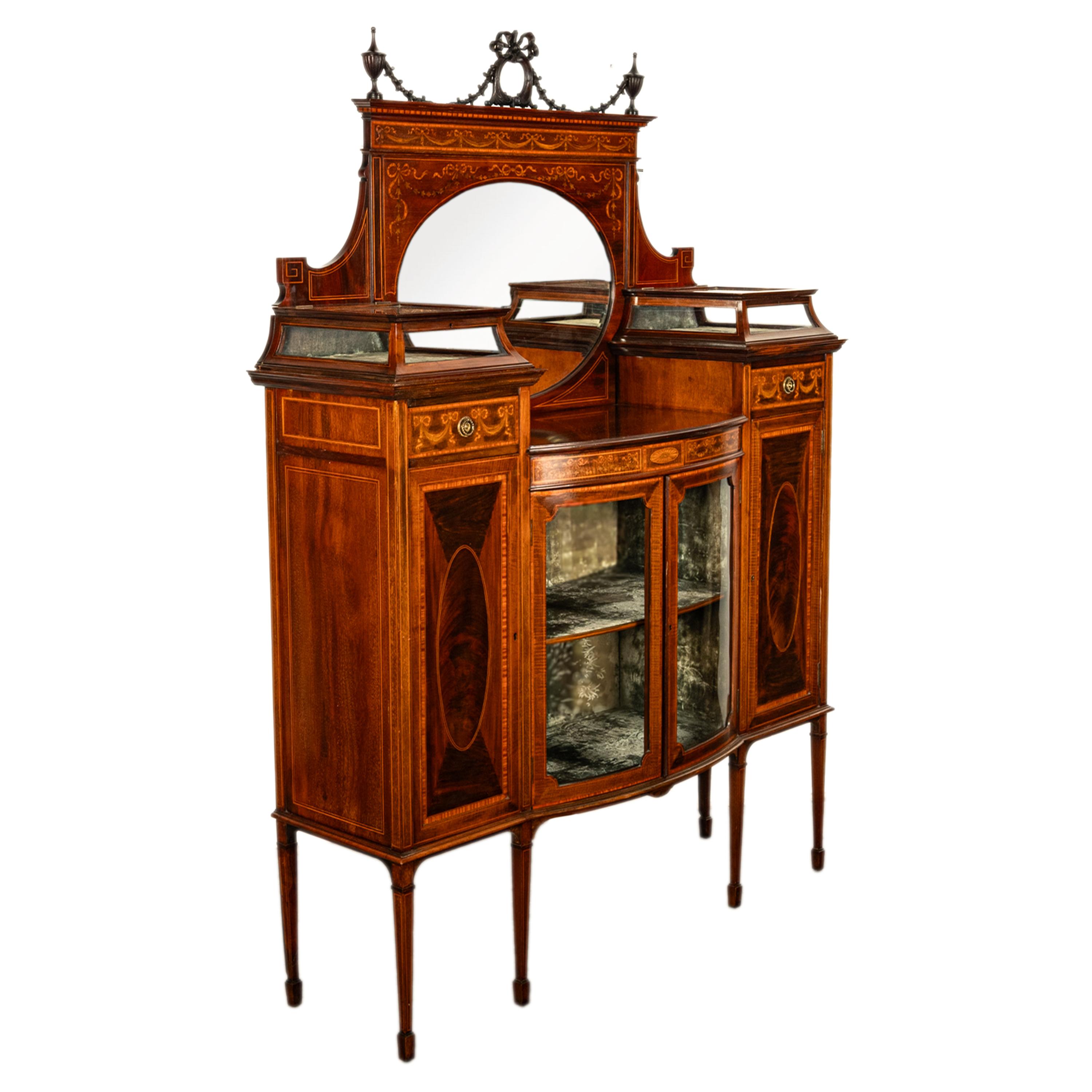 Antigua vitrina eduardiana Sheraton con incrustaciones de caoba Gillows 1898 Renacimiento de la Regencia en venta