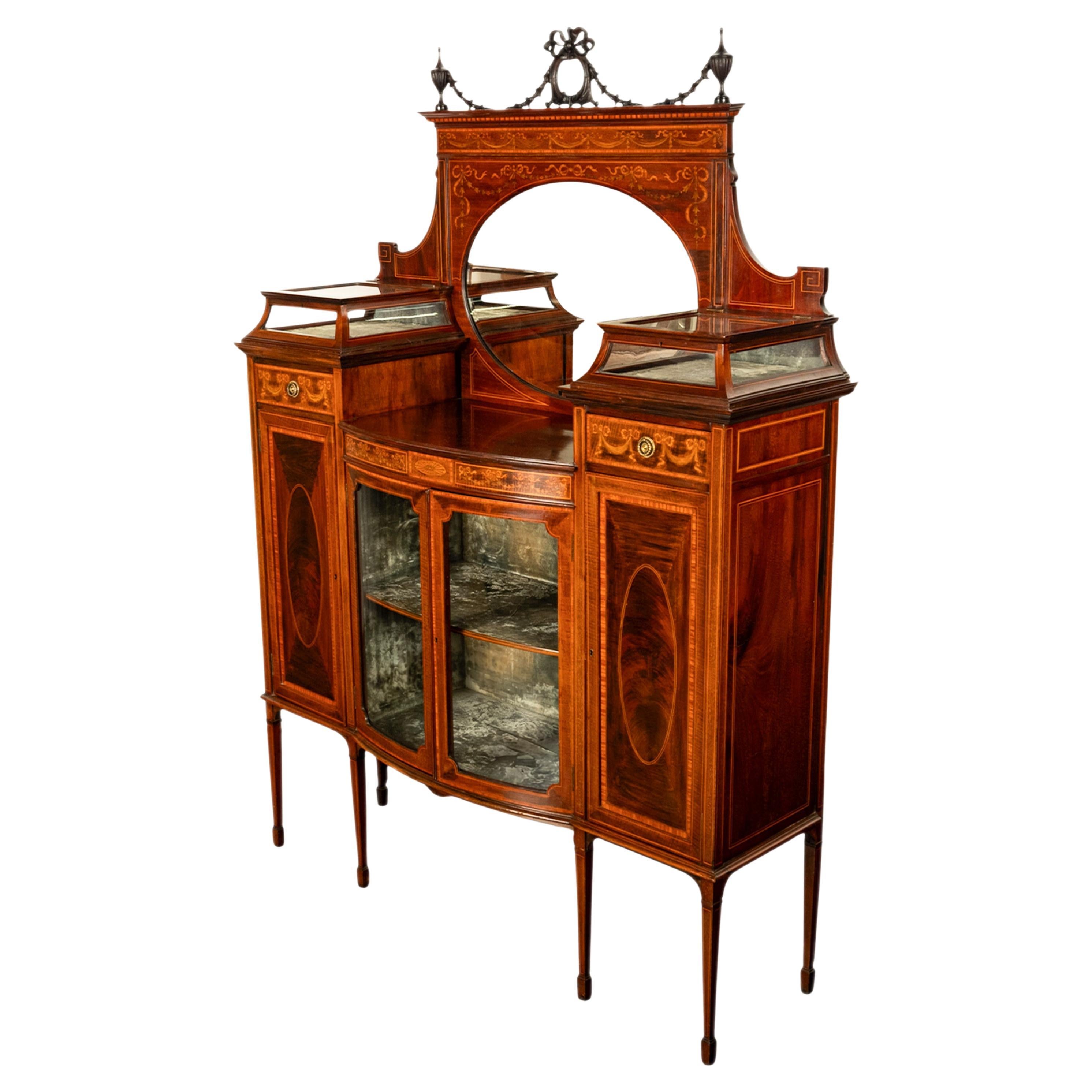 Antigua vitrina eduardiana Sheraton con incrustaciones de caoba Gillows 1898 en venta