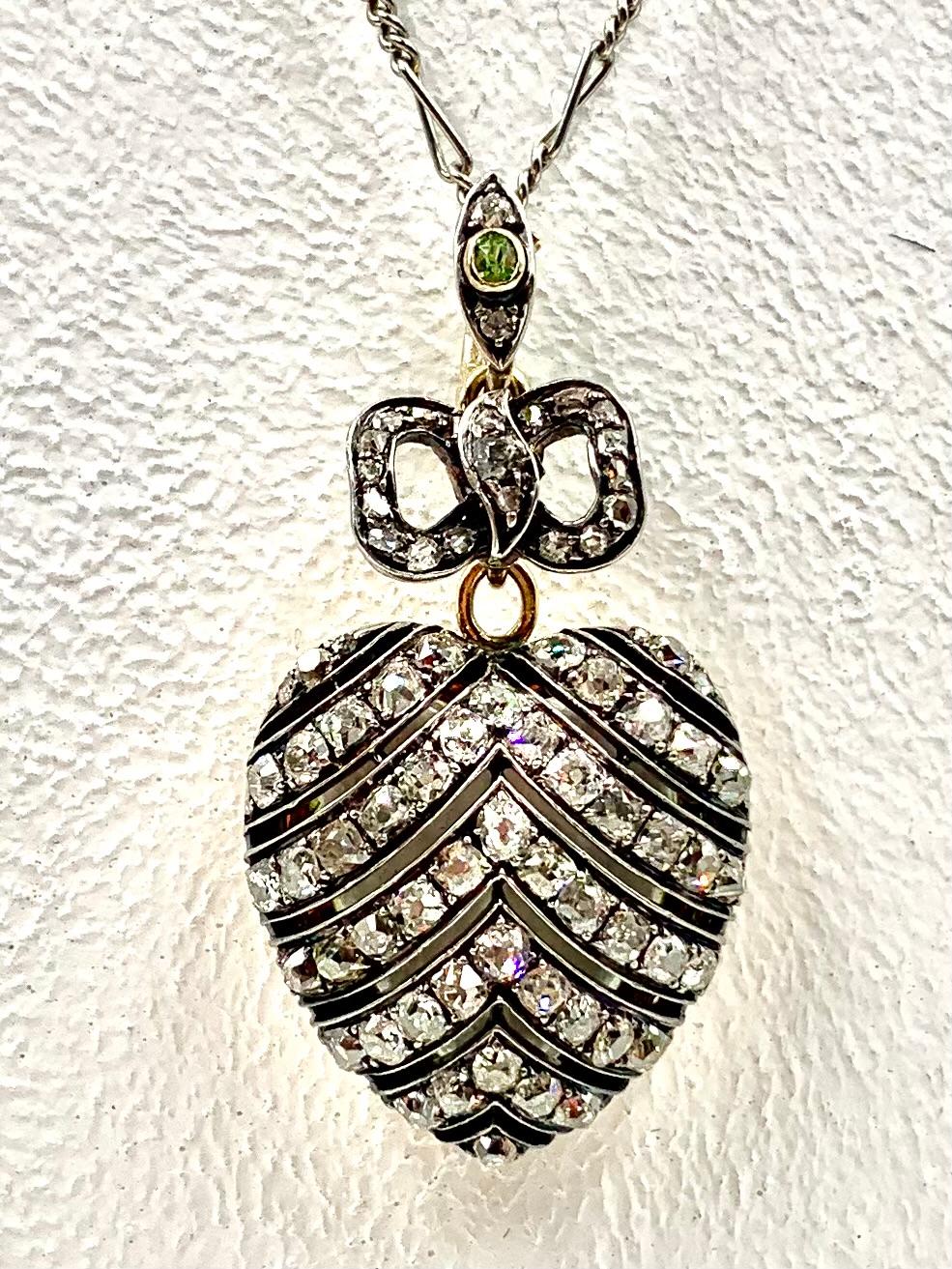 Antico S.J. edoardiano Collana con ciondolo Phillips a forma di cuore e diamante in vendita 8