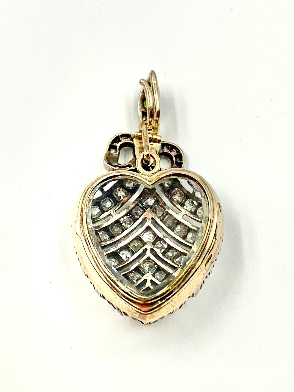 Antico S.J. edoardiano Collana con ciondolo Phillips a forma di cuore e diamante in vendita 3