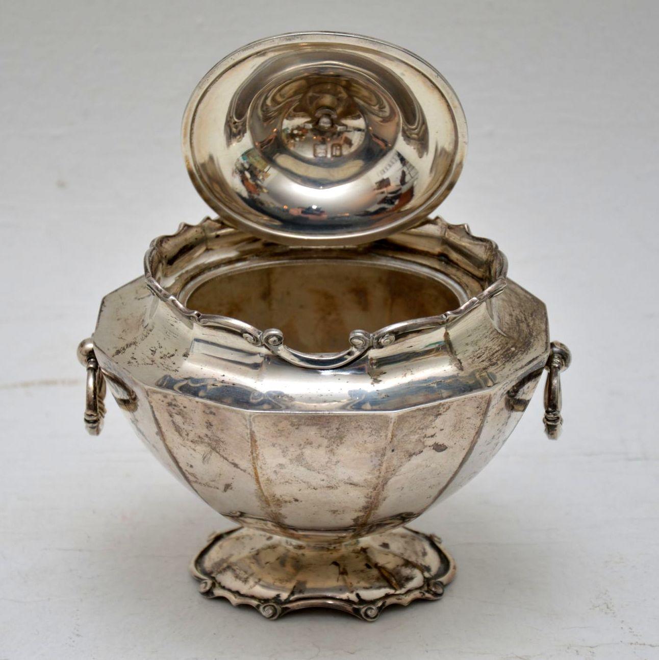 Antique Edwardian Solid Silver Tea Caddy C. 1912 For Sale 2