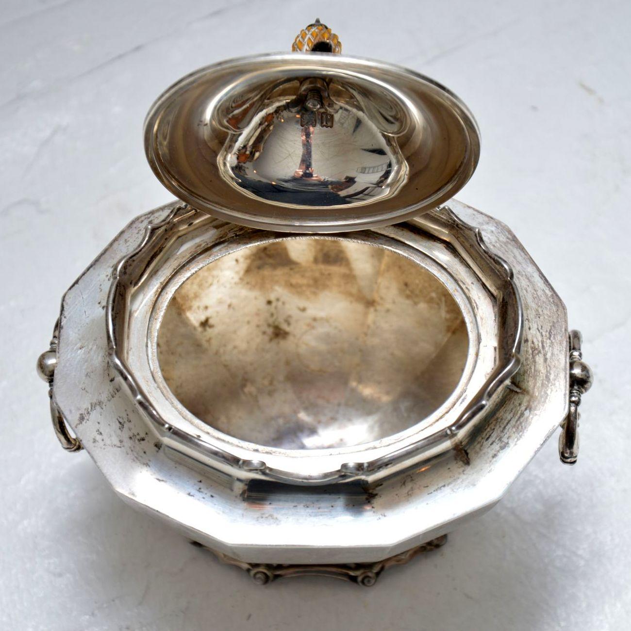 Antique Edwardian Solid Silver Tea Caddy C. 1912 For Sale 3
