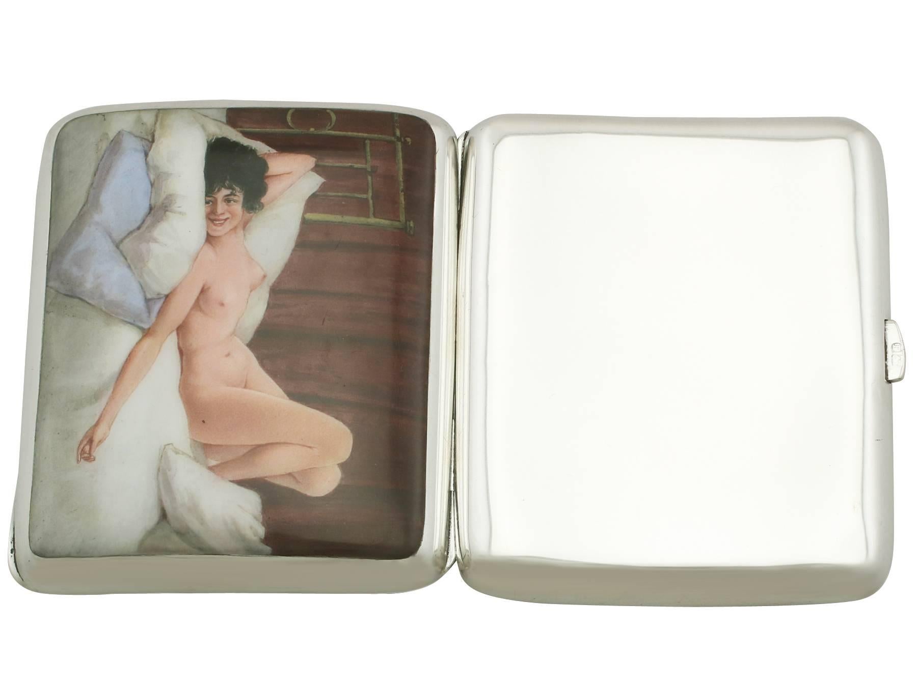 Antique Edwardian Sterling Silver and Erotica Enamel Cigarette Case In Excellent Condition In Jesmond, Newcastle Upon Tyne