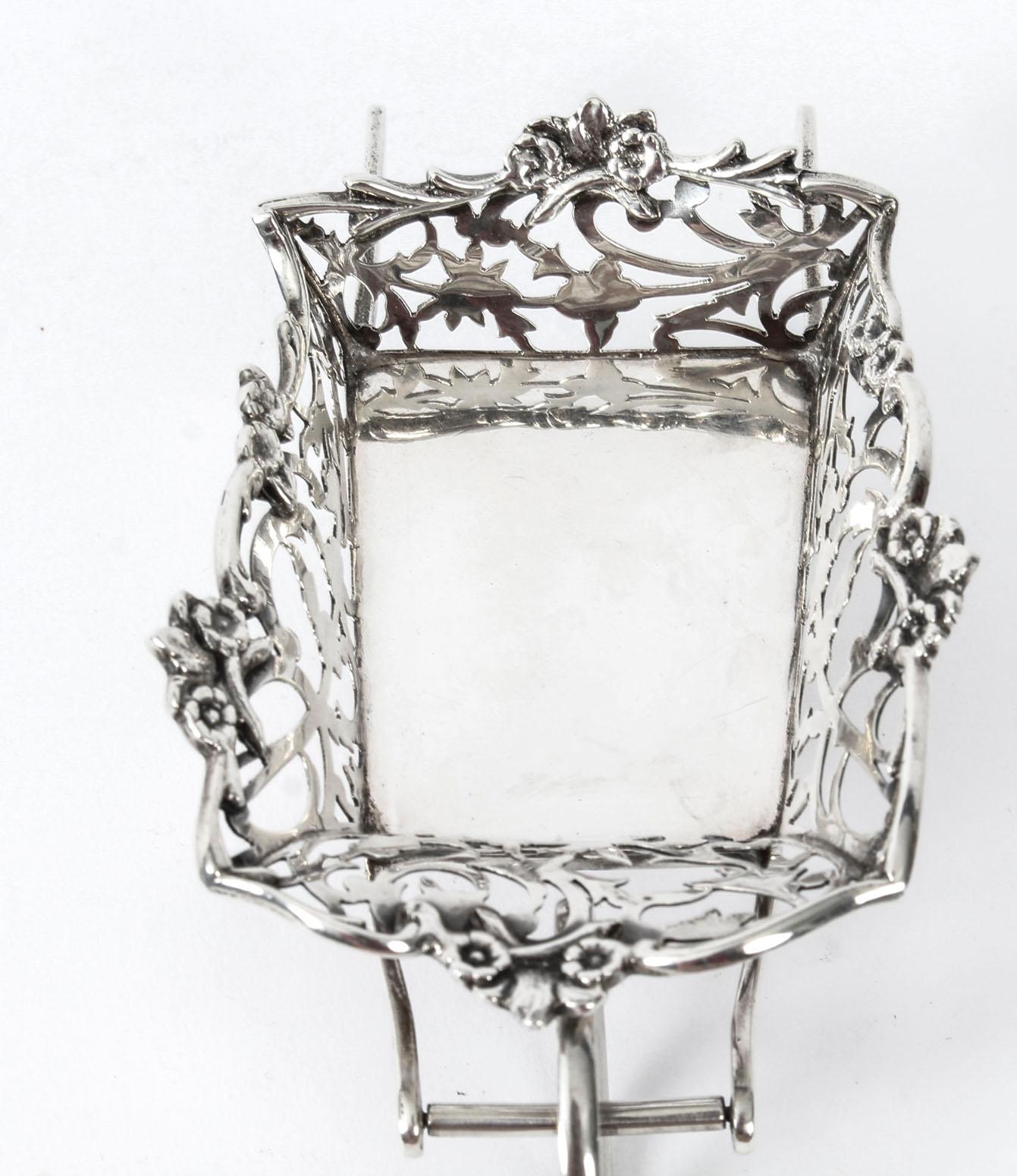 Antique Edwardian Sterling Silver BonBon Dish William Comyns London, 1908 6