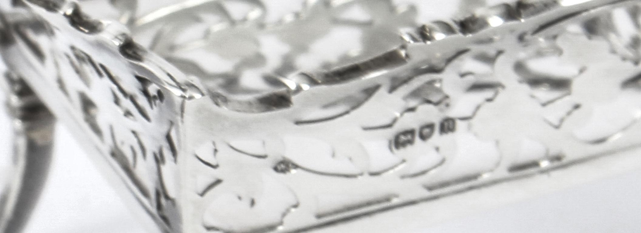 Antique Edwardian Sterling Silver BonBon Dish William Comyns London, 1908 10