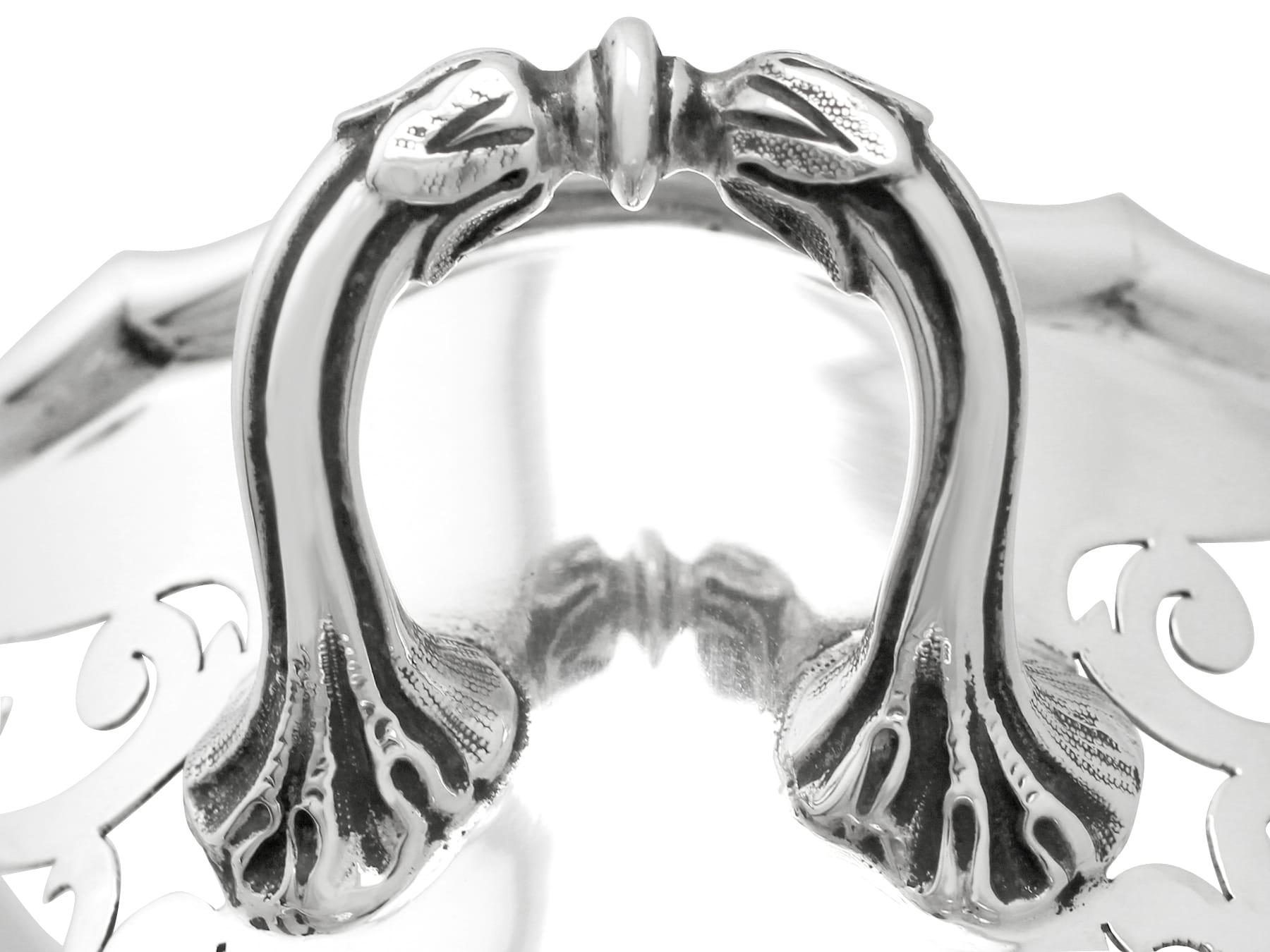 Inizio XX secolo Antico sottobicchiere in argento Sterling di epoca edoardiana in vendita
