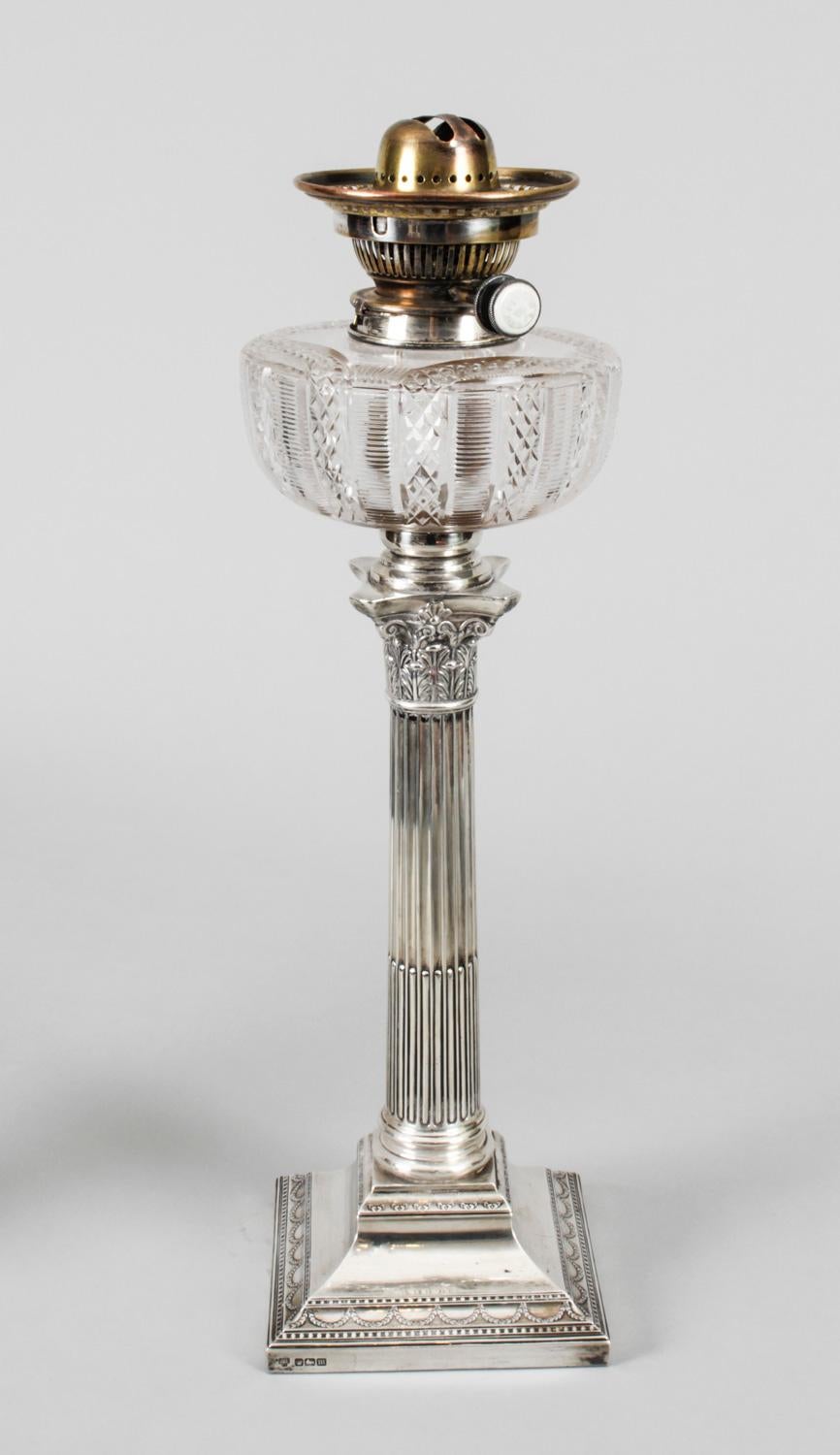 Antique Edwardian Sterling Silver Corinthian Column Table Lamp, 1904 In Good Condition In London, GB