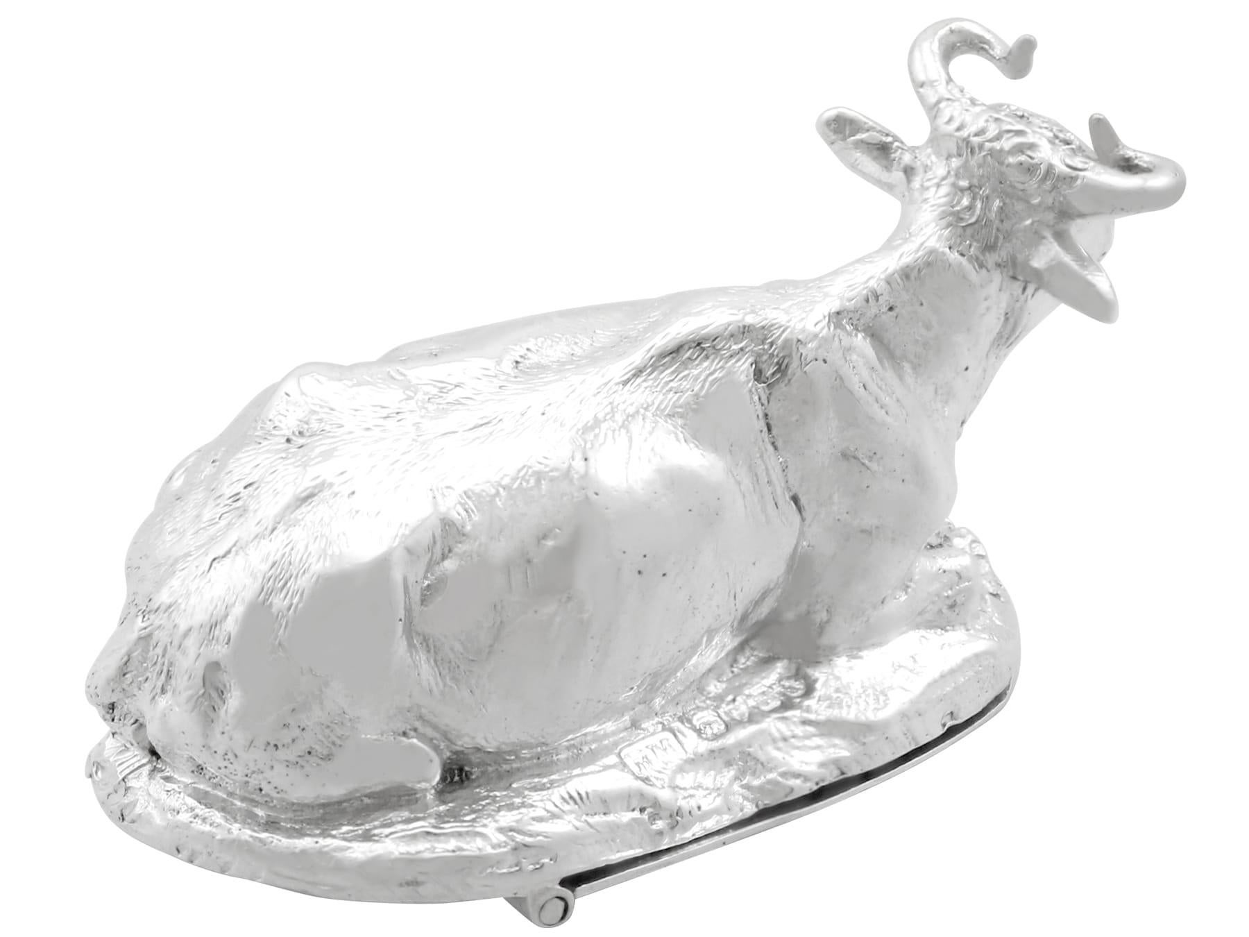 Antiguo pastillero eduardiano de plata de ley para vacas (1901) Inglés en venta