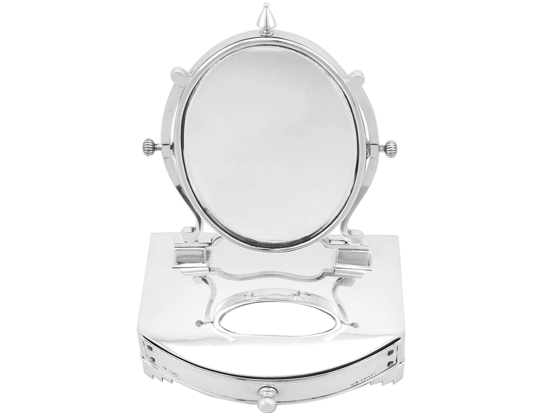 Sterling Silver Dressing Table Cheval Mirror and Jewelry Box In Excellent Condition For Sale In Jesmond, Newcastle Upon Tyne
