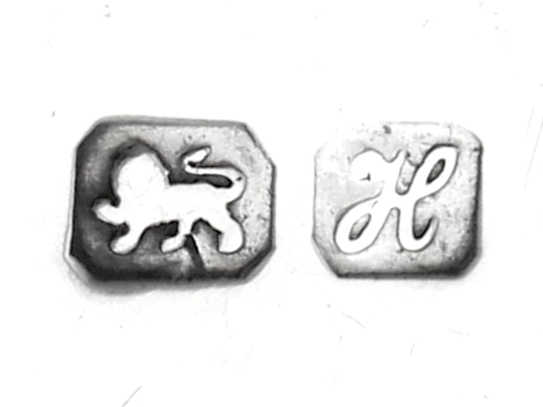 Antico astuccio in argento Sterling Edwardian Fox Vesta (1908) in vendita 5