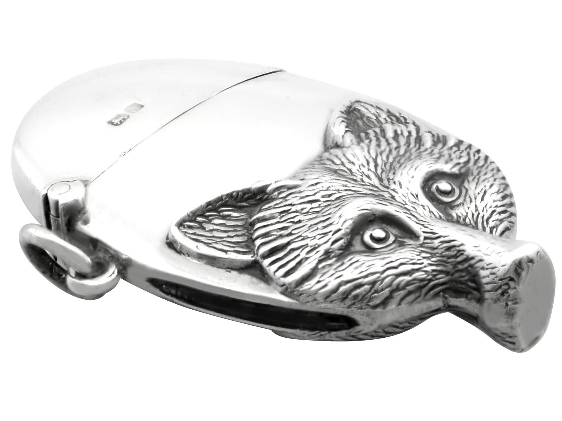 Argento 925 Antico astuccio in argento Sterling Edwardian Fox Vesta (1908) in vendita