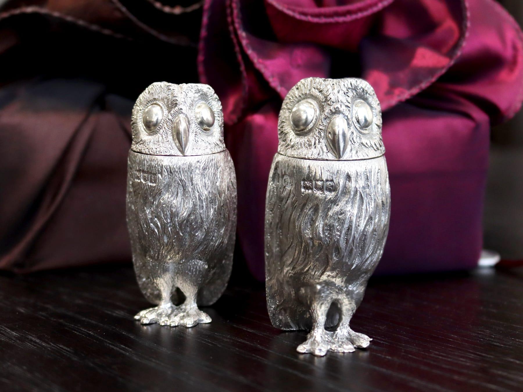 Antike Edwardian Sterling Silber Eule Pepperettes (Englisch) im Angebot