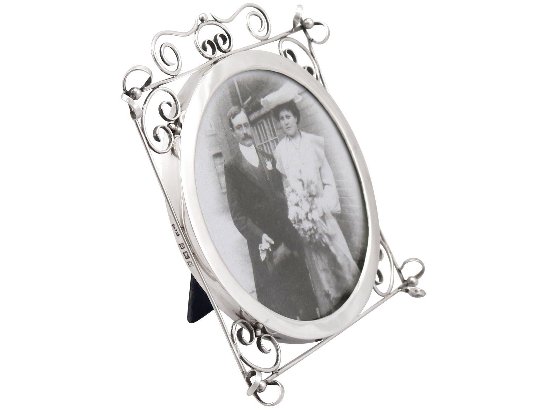 British Antique Edwardian Sterling Silver Photograph Frame For Sale