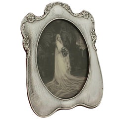 1900-1909 Serveware, Ceramics, Silver and Glass