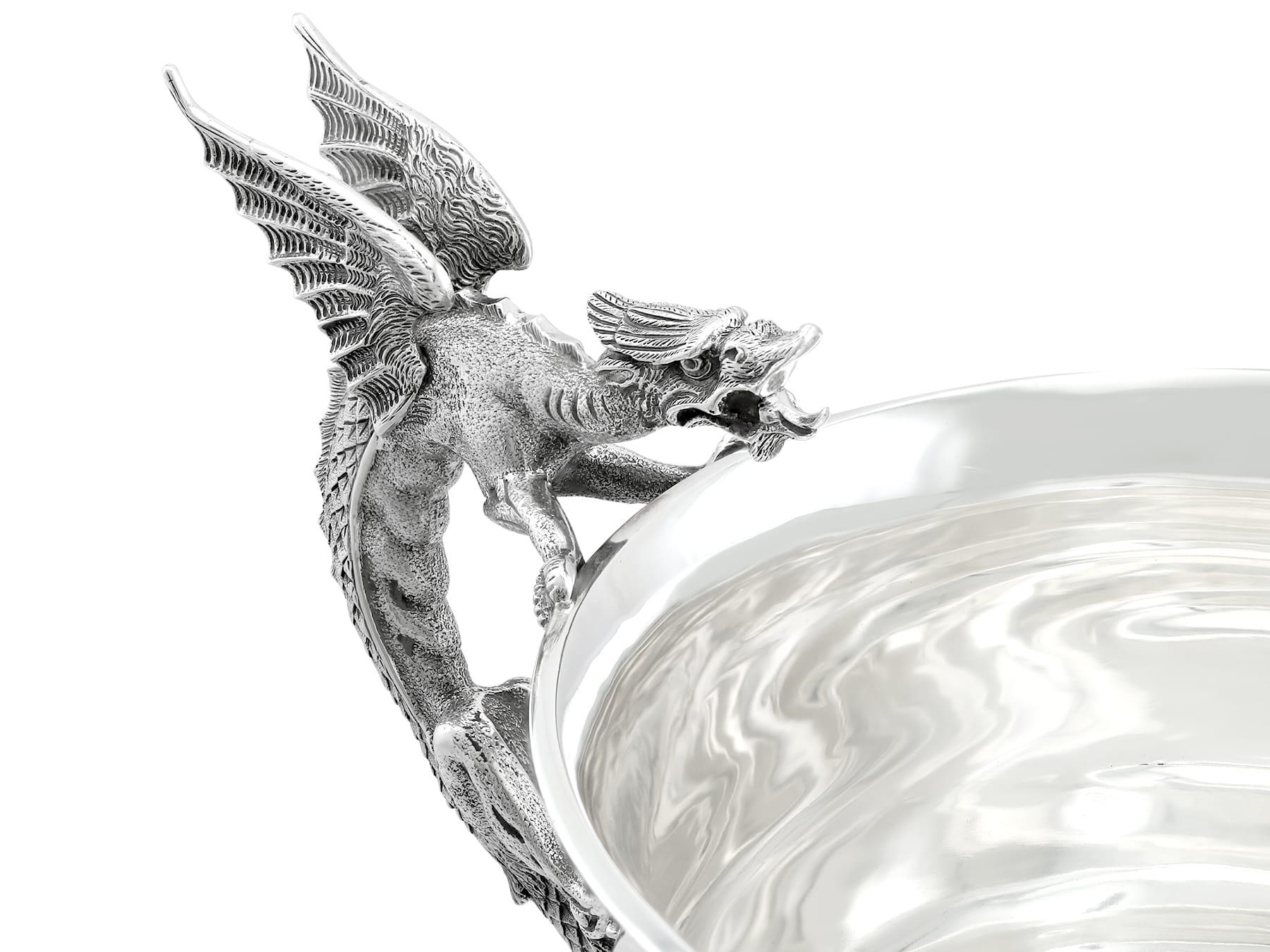 Antica coppa di presentazione edoardiana in argento sterling e piedistallo (1906) in vendita 1