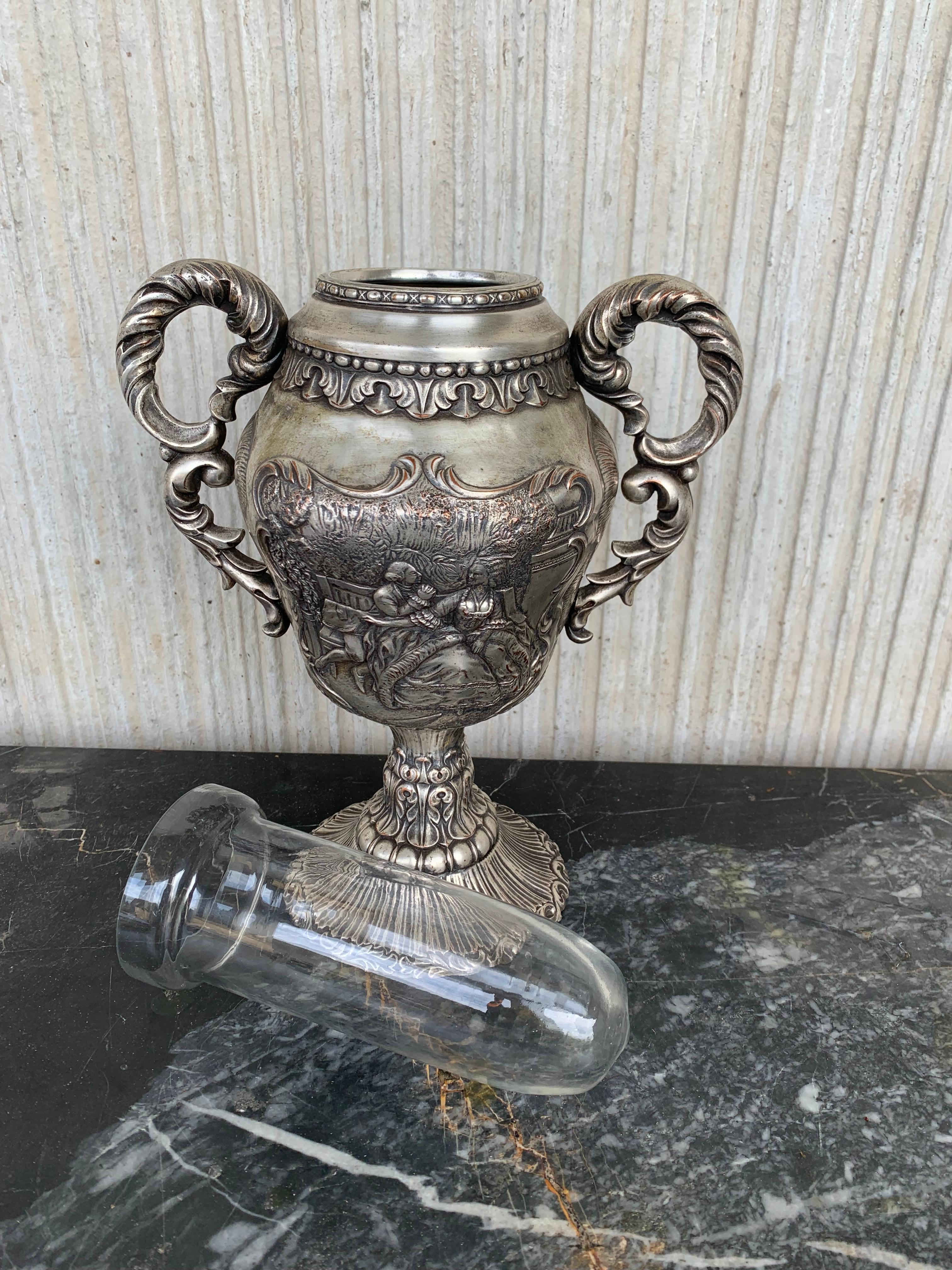Baroque Antique Edwardian Sterling Silver Presentation Cup with Interior Glass For Sale