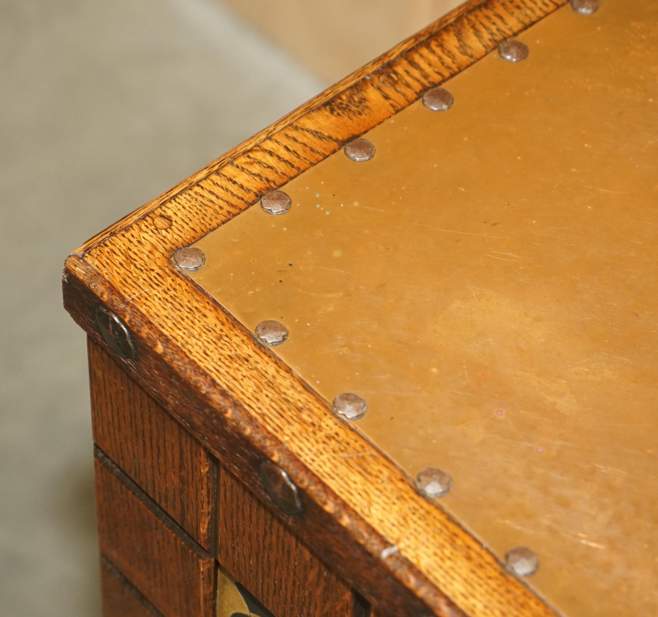 ANTIQUE ABINET DE SMOKING STICKLEY BROTHERS COPPER CELLARETTE DRiNKS Édouardien en vente 3