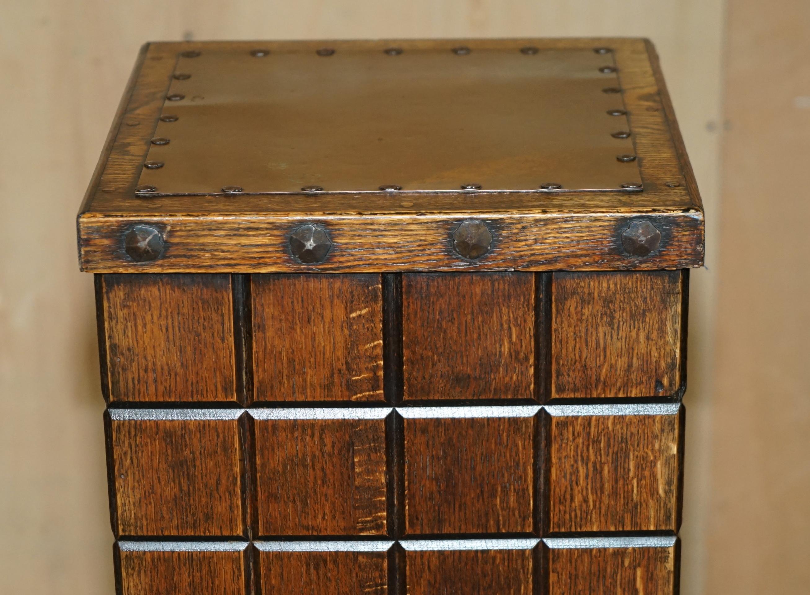 ANTIQUE ABINET DE SMOKING STICKLEY BROTHERS COPPER CELLARETTE DRiNKS Édouardien en vente 7