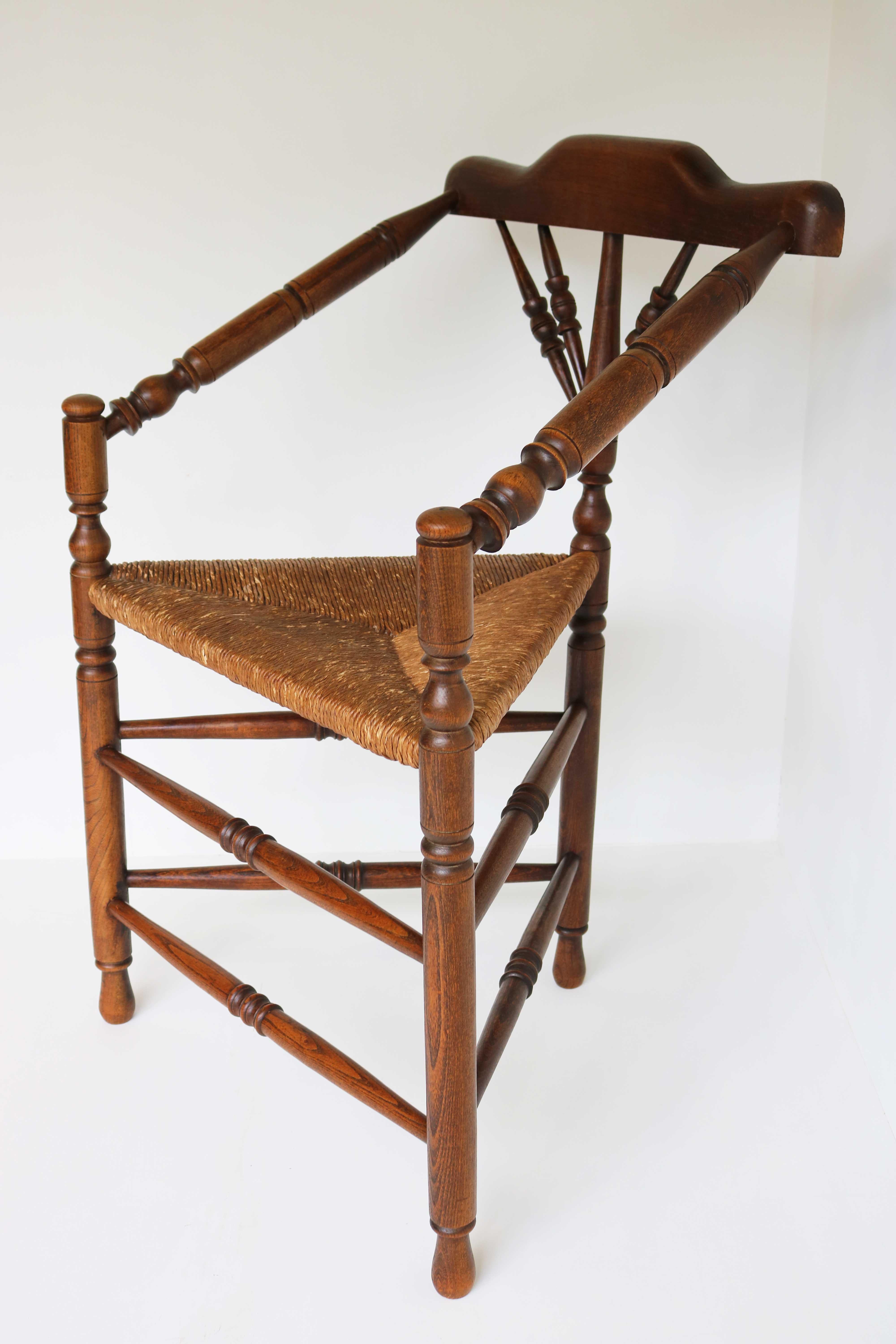 Antiker dreieckiger Ecksessel im edwardianischen Stil, Binsensitz-Sessel, 1900 im Angebot 7