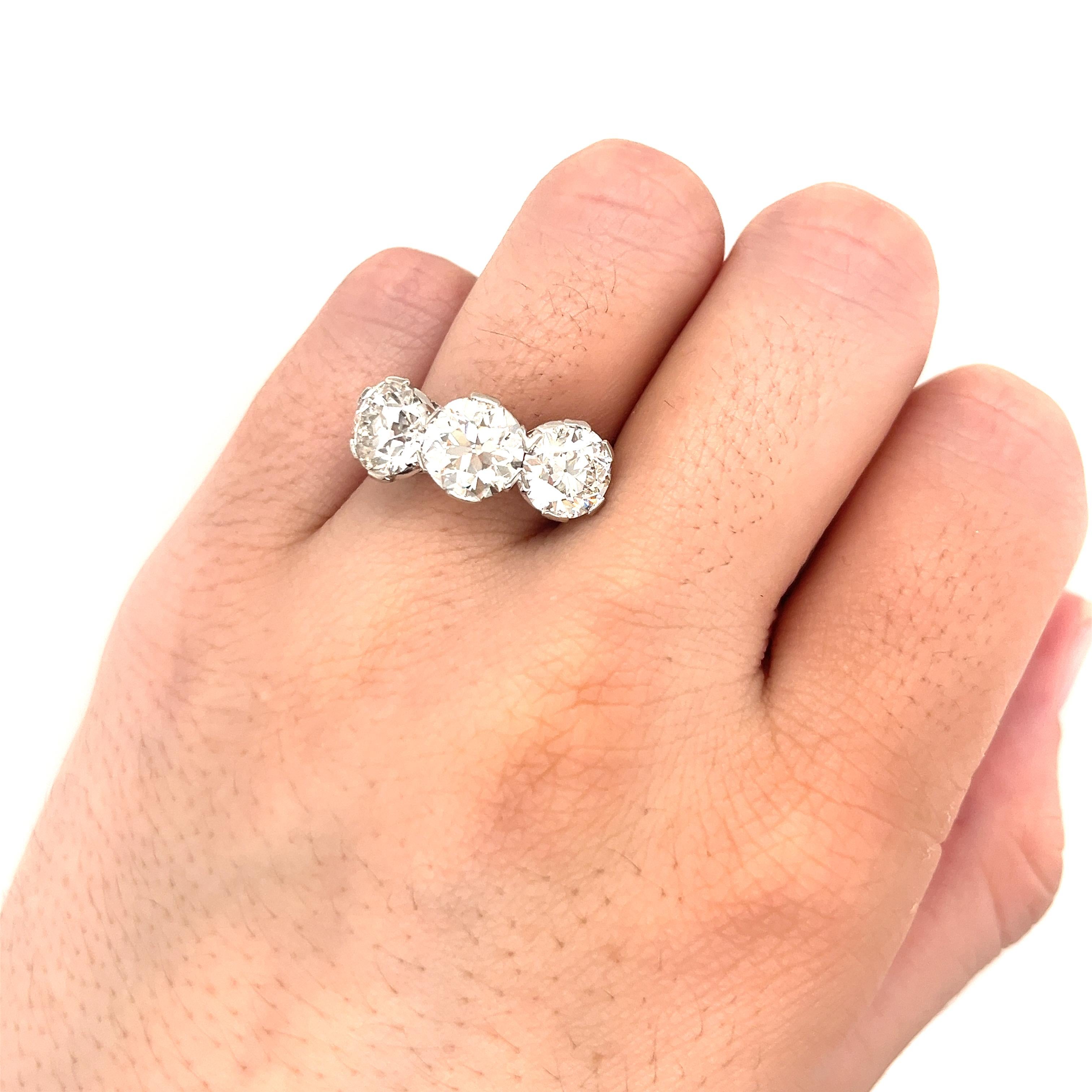 Antique Edwardian Three-Stone Diamond Ring 5.37cts In Excellent Condition For Sale In Boston, MA