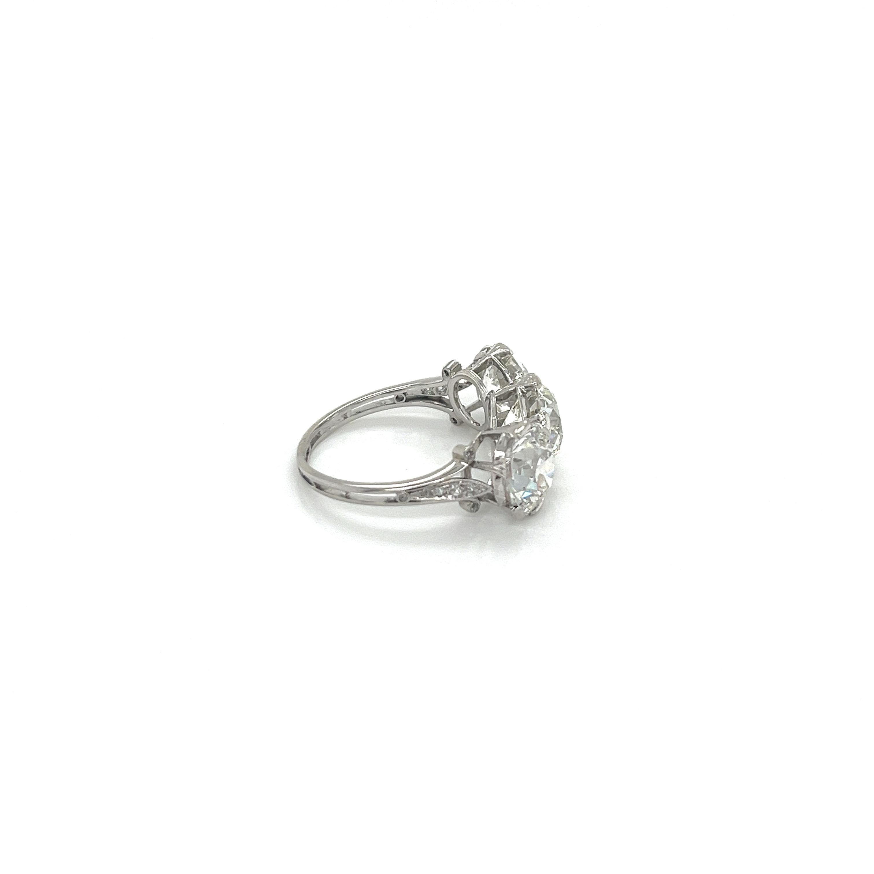 Antique Edwardian Three-Stone Diamond Ring 5.37cts For Sale 4