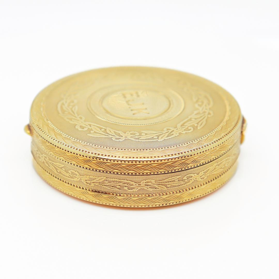 Antique Edwardian Tiffany & Co. Round 14k Gold Compact or Pill Box In Good Condition In Philadelphia, PA