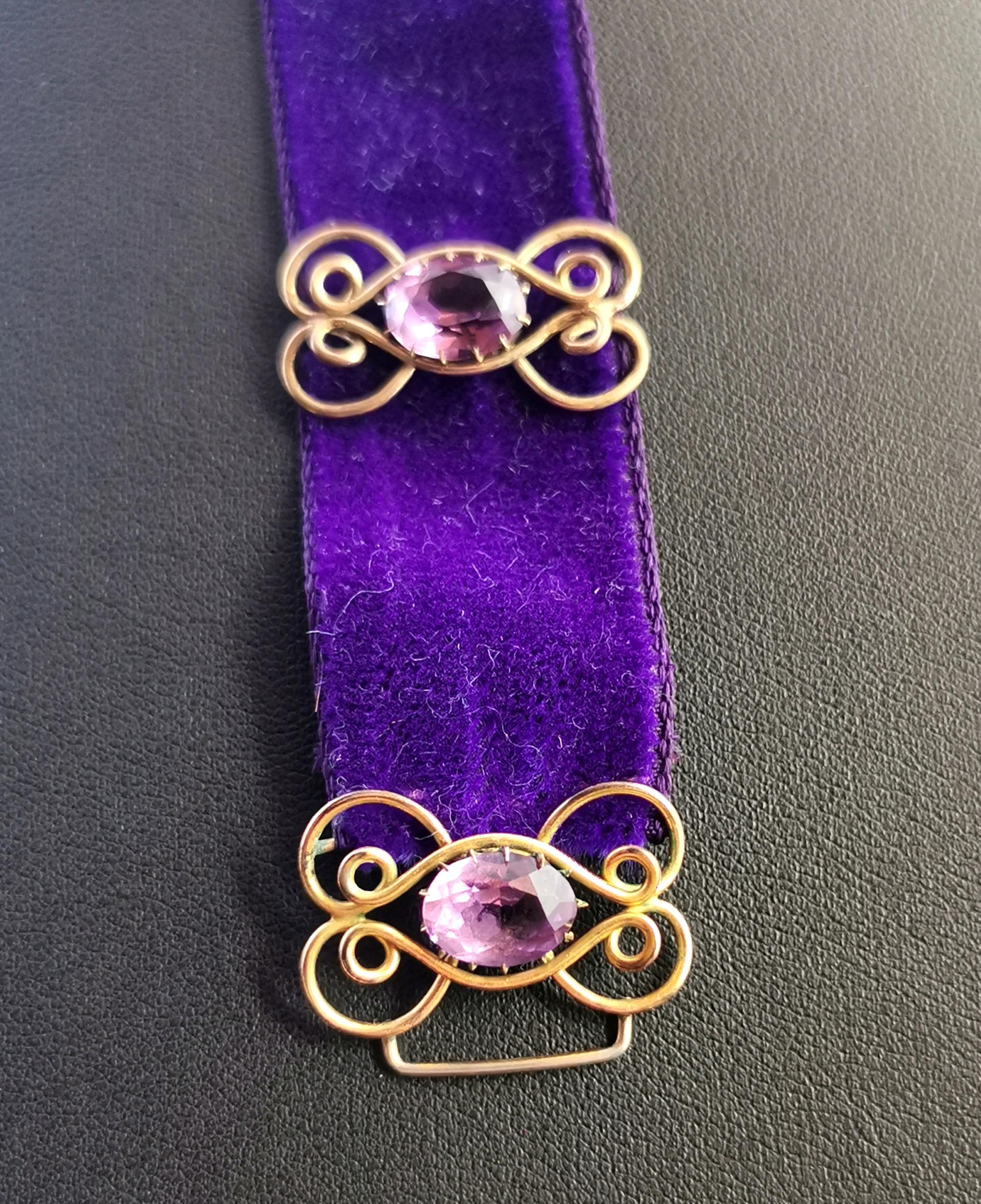 Antique Edwardian Velvet Choker Necklace, Amethyst Paste 4