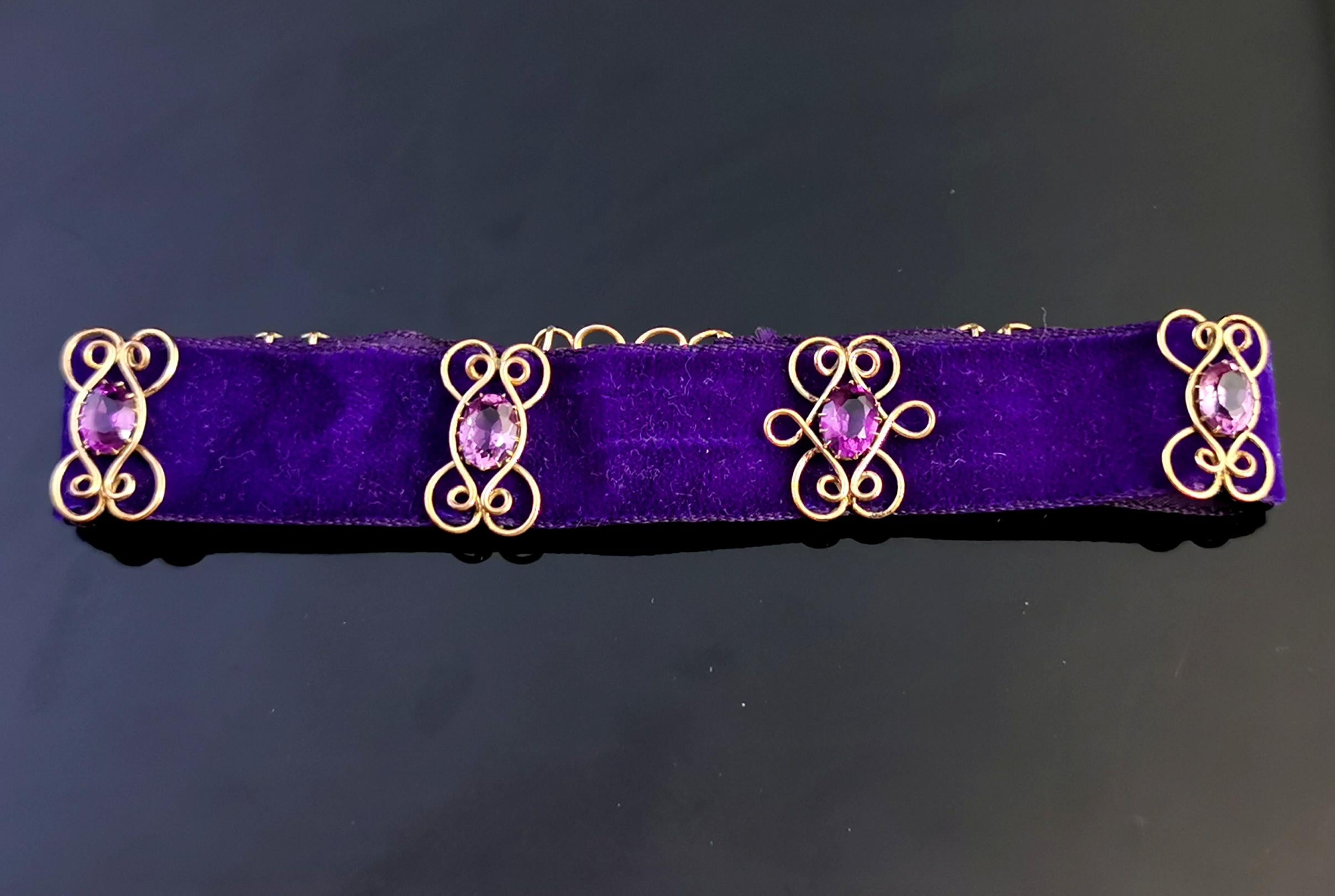 Antique Edwardian Velvet Choker Necklace, Amethyst Paste In Fair Condition In NEWARK, GB