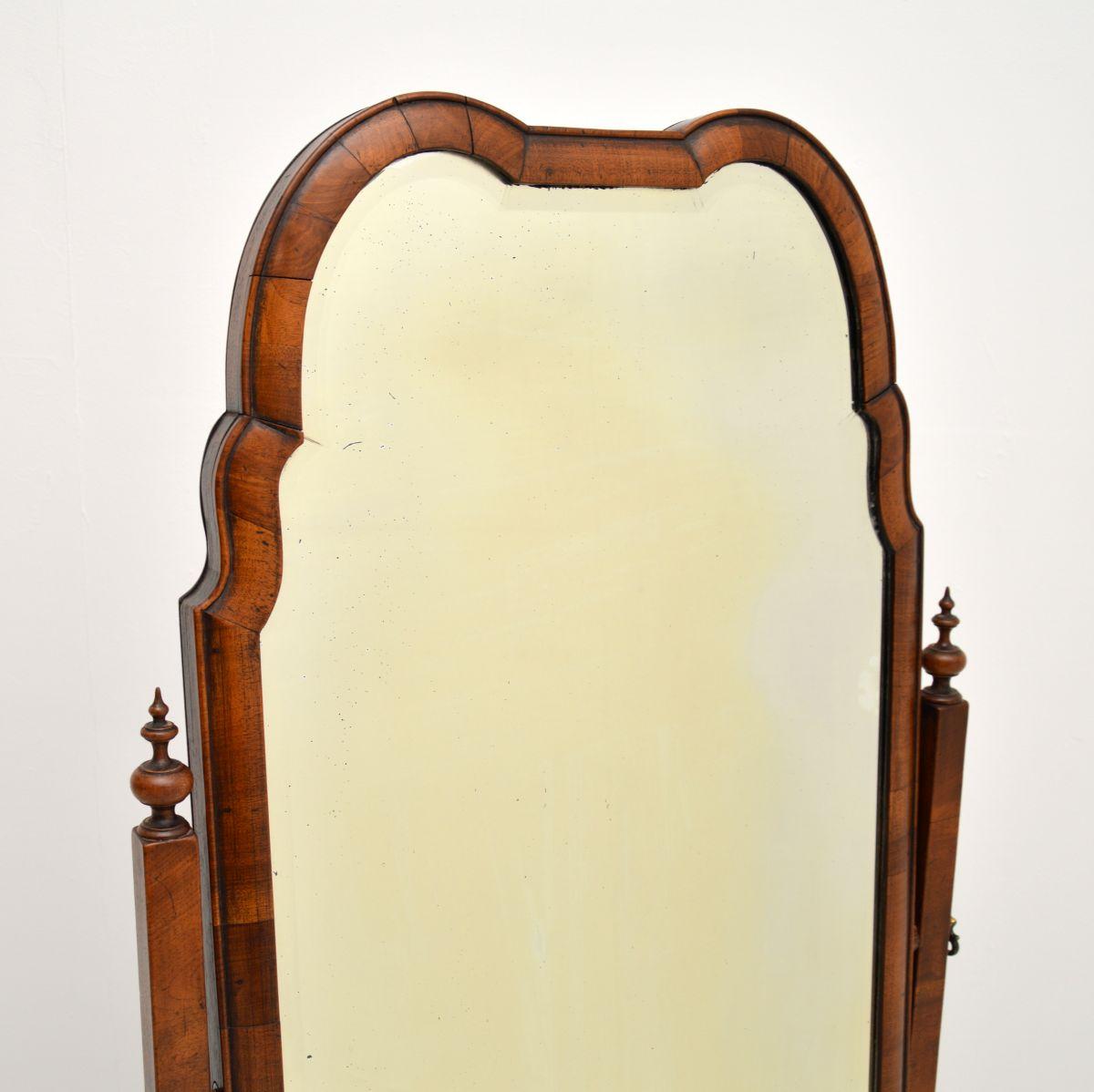 Antique Edwardian Walnut Cheval Floor Mirror In Good Condition In London, GB