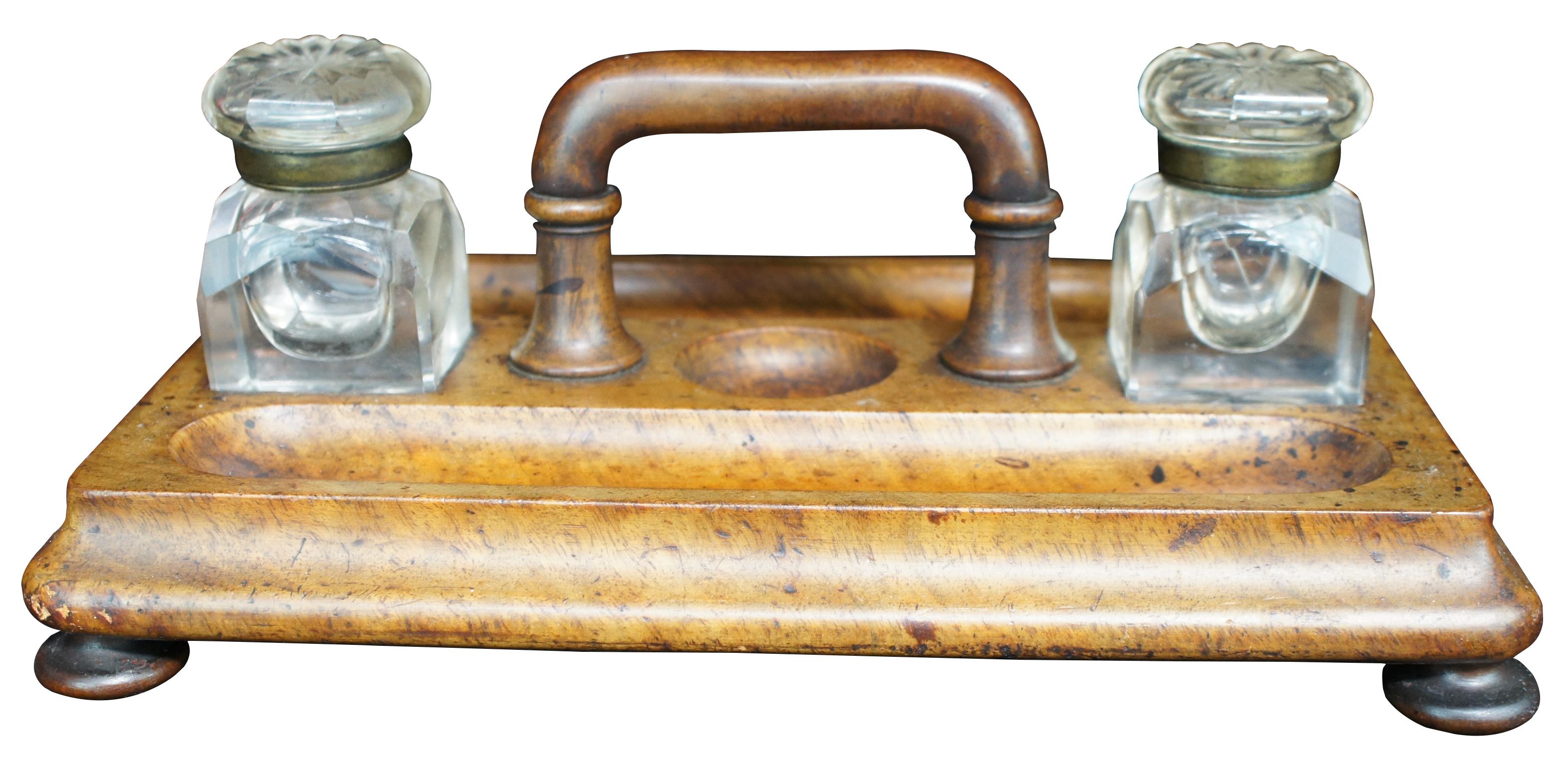 Édouardien Ancienne caisse de bureau édouardienne en noyer à double encrier et à poignée sur pied en vente