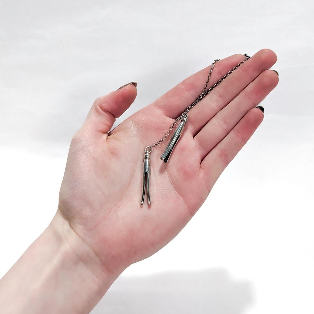 Antiker edwardianischer Webster Sterlingsilber Figuraler Clothespin-Kinderbügelhalter aus Sterlingsilber im Angebot 6