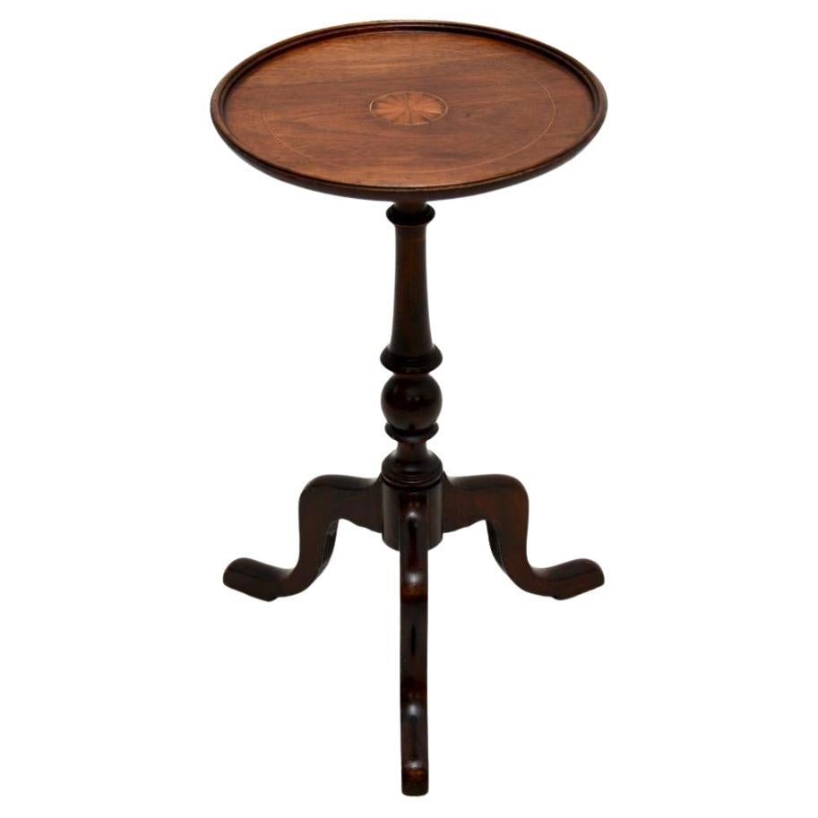 Mesa de vino eduardiana antigua