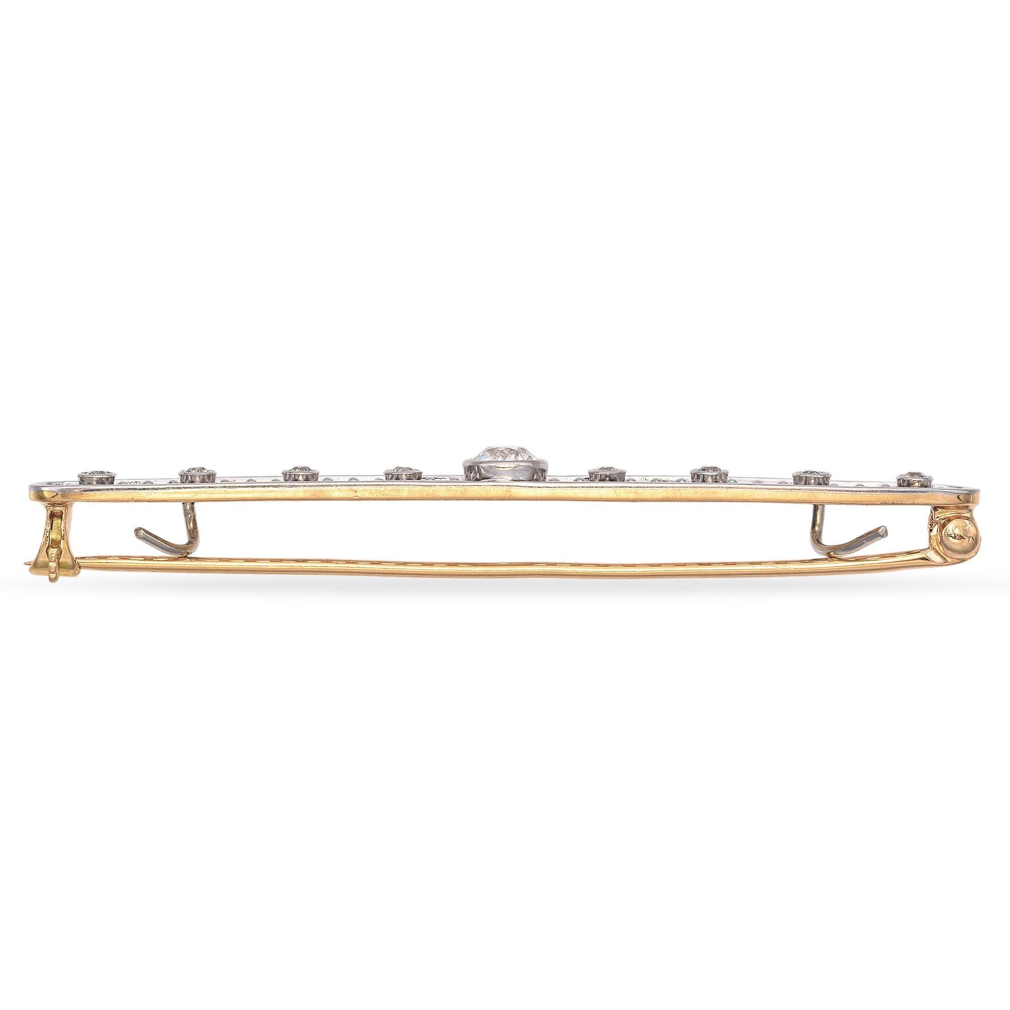 Antique Edwardian Yellow Gold and Platinum Filigree Diamond Bar Brooch In Good Condition In New York, NY
