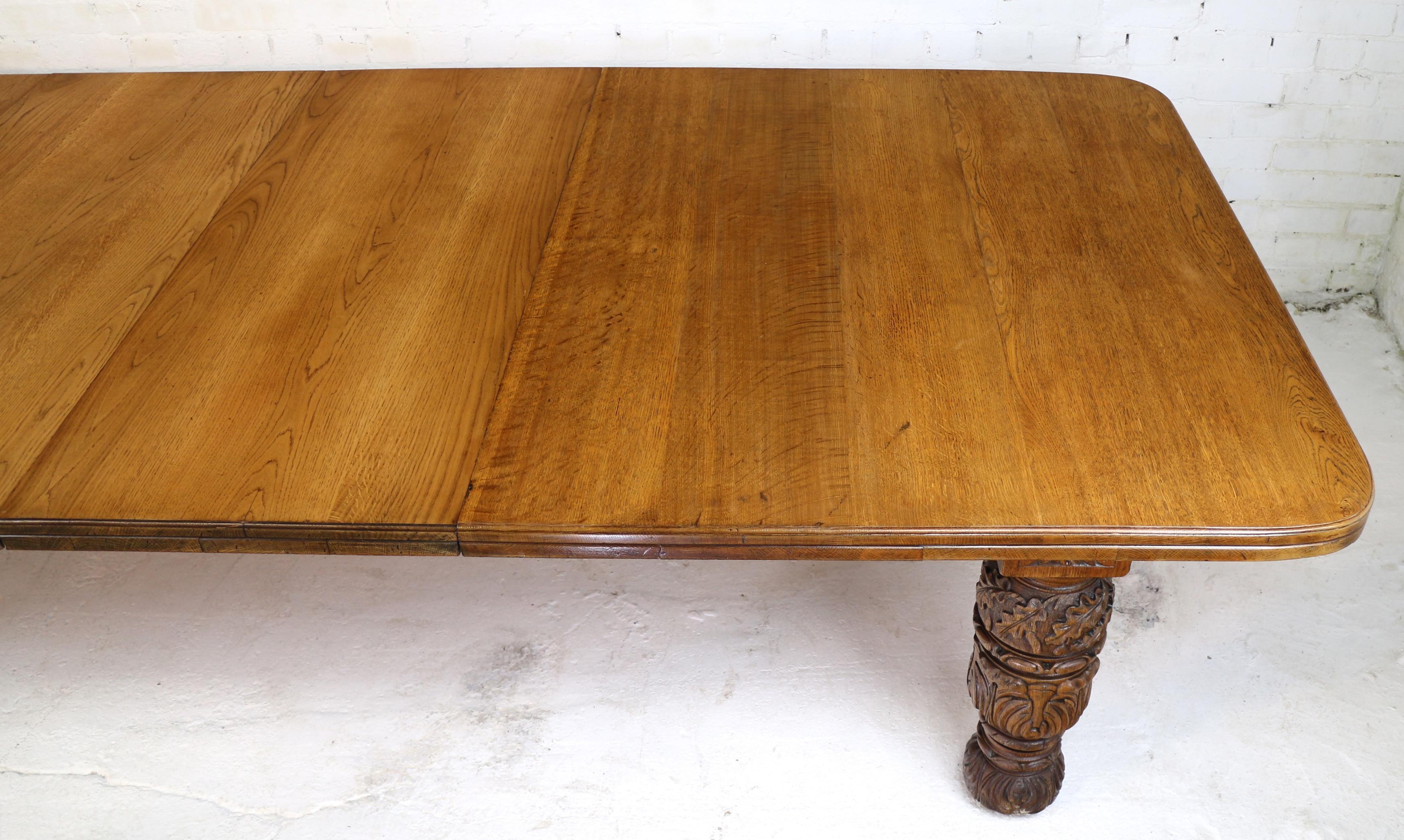 Antique Edwards & Roberts Victorian Oak Extending Dining Table and 7 Leaves 11