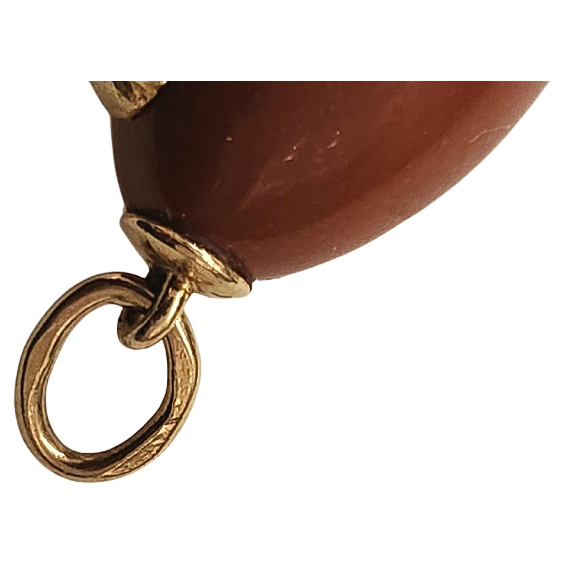 Ciondolo d'oro con uovo edwerdiano antico In condizioni buone in vendita a Cairo, EG