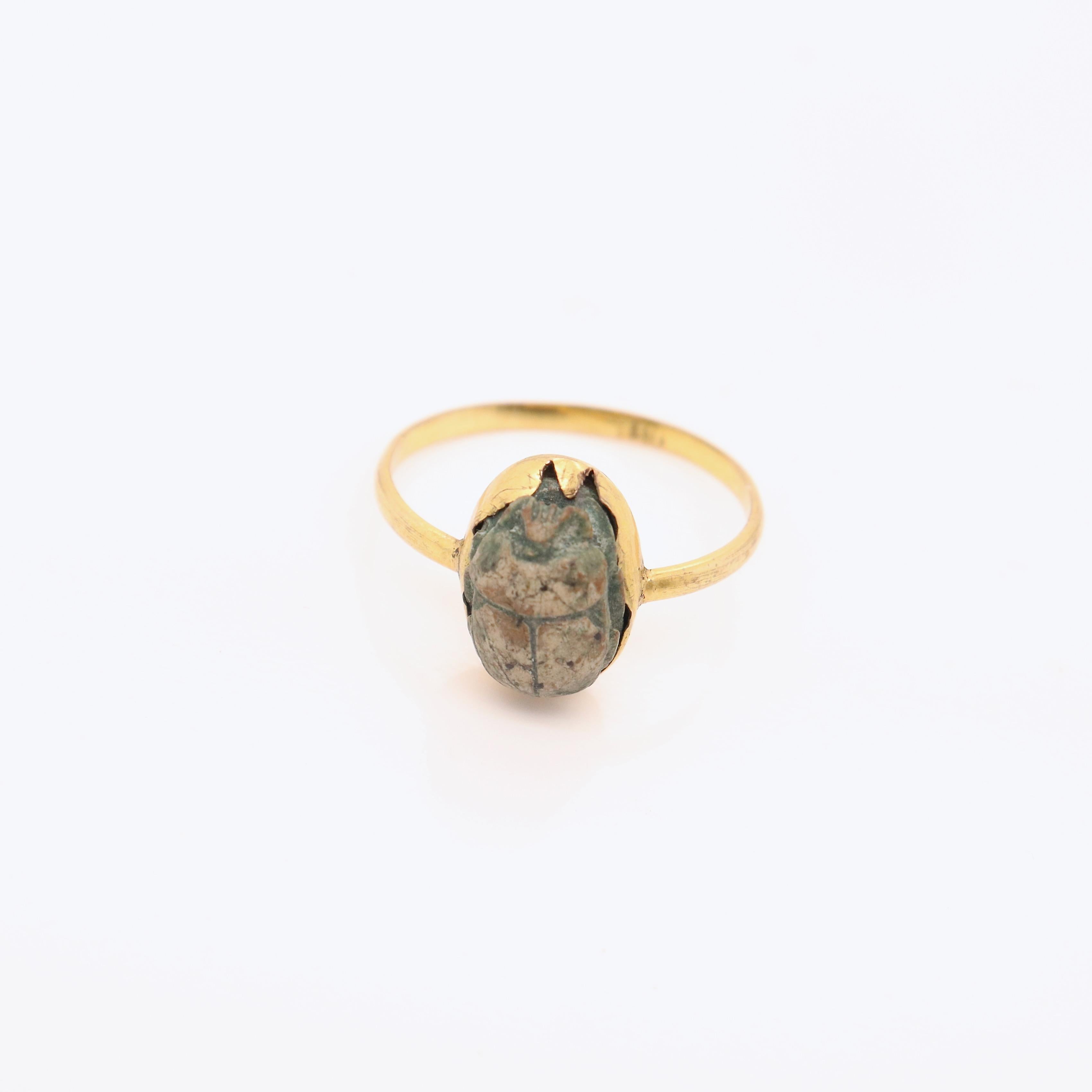 Antique Egyptian Gold & Faience Pottery Scarab Ring For Sale 2
