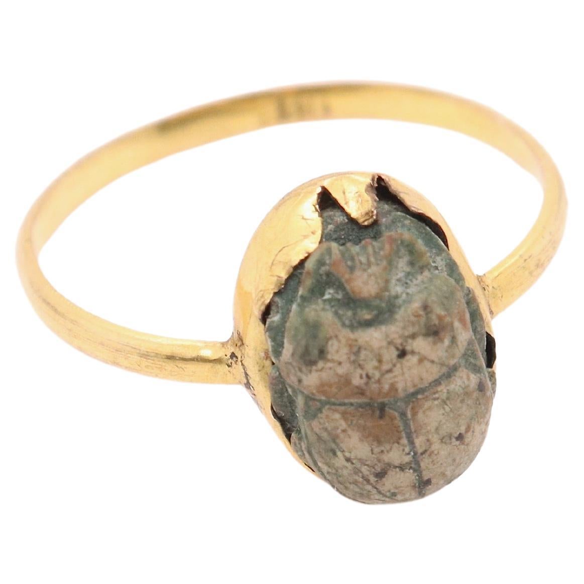 Antique Egyptian Gold & Faience Pottery Scarab Ring For Sale