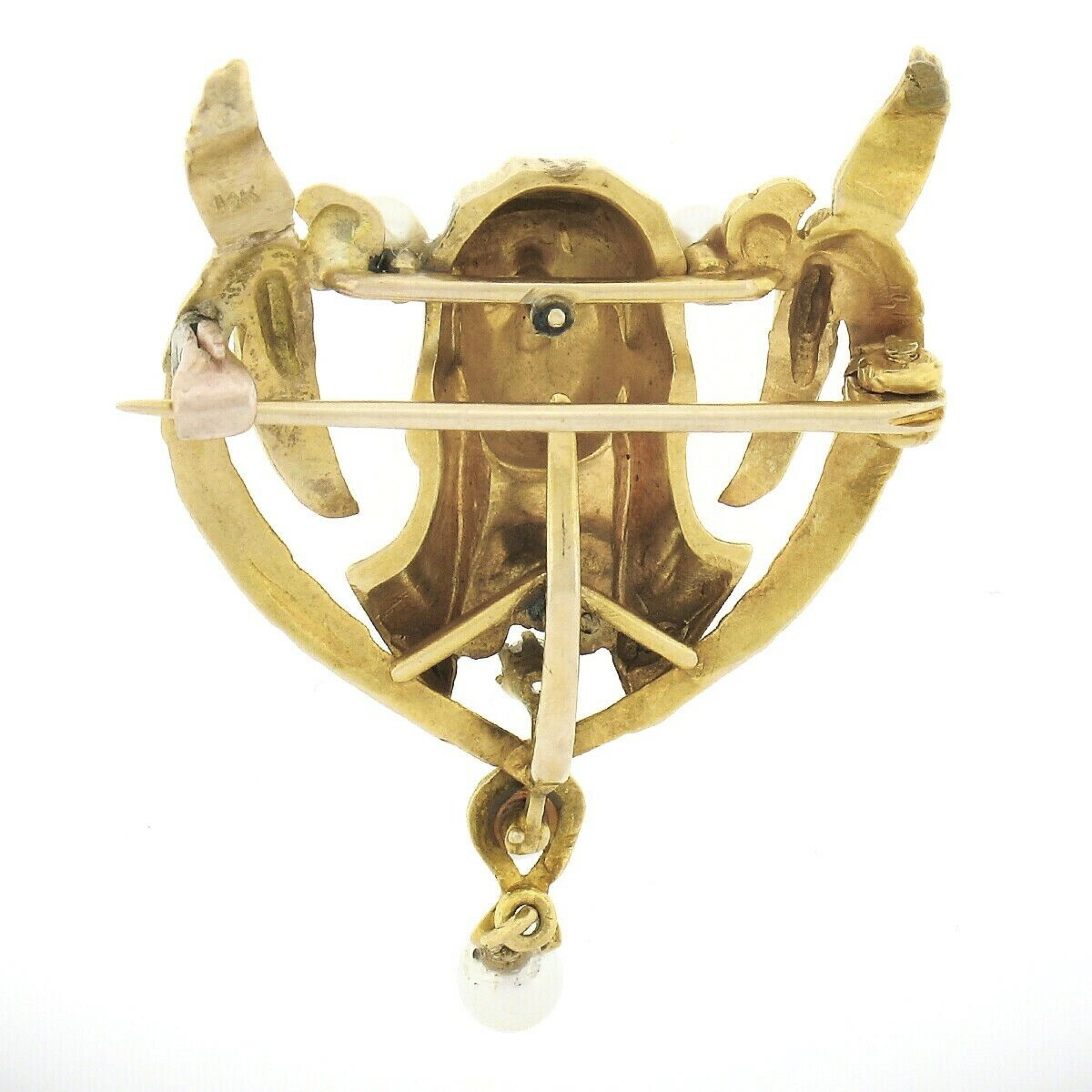 Broche pendante en or 14 carats avec perles, diamants et Pharaon et oiseau de style néo-égyptien ancien Bon état - En vente à Montclair, NJ